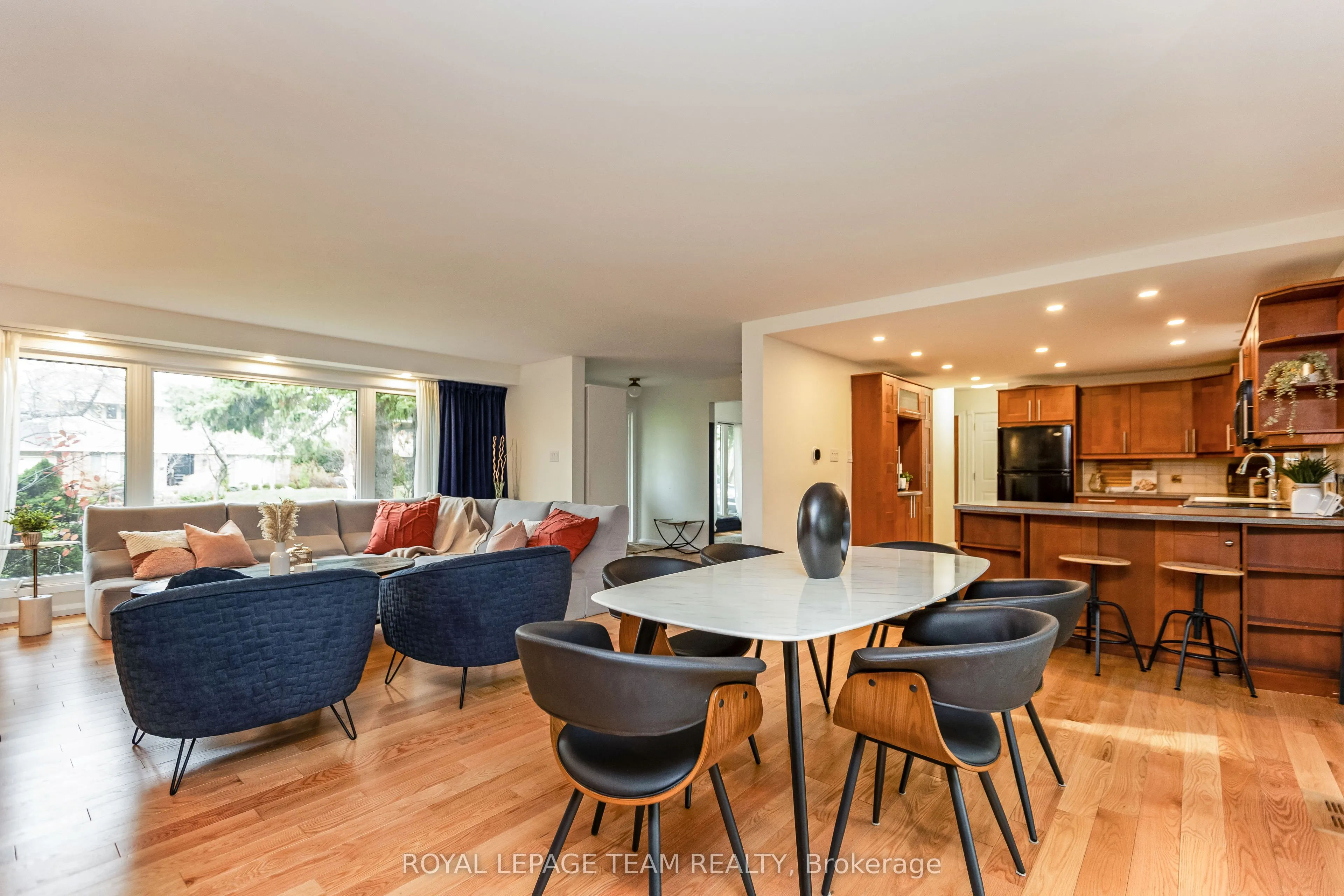 12 Pellan Crescent