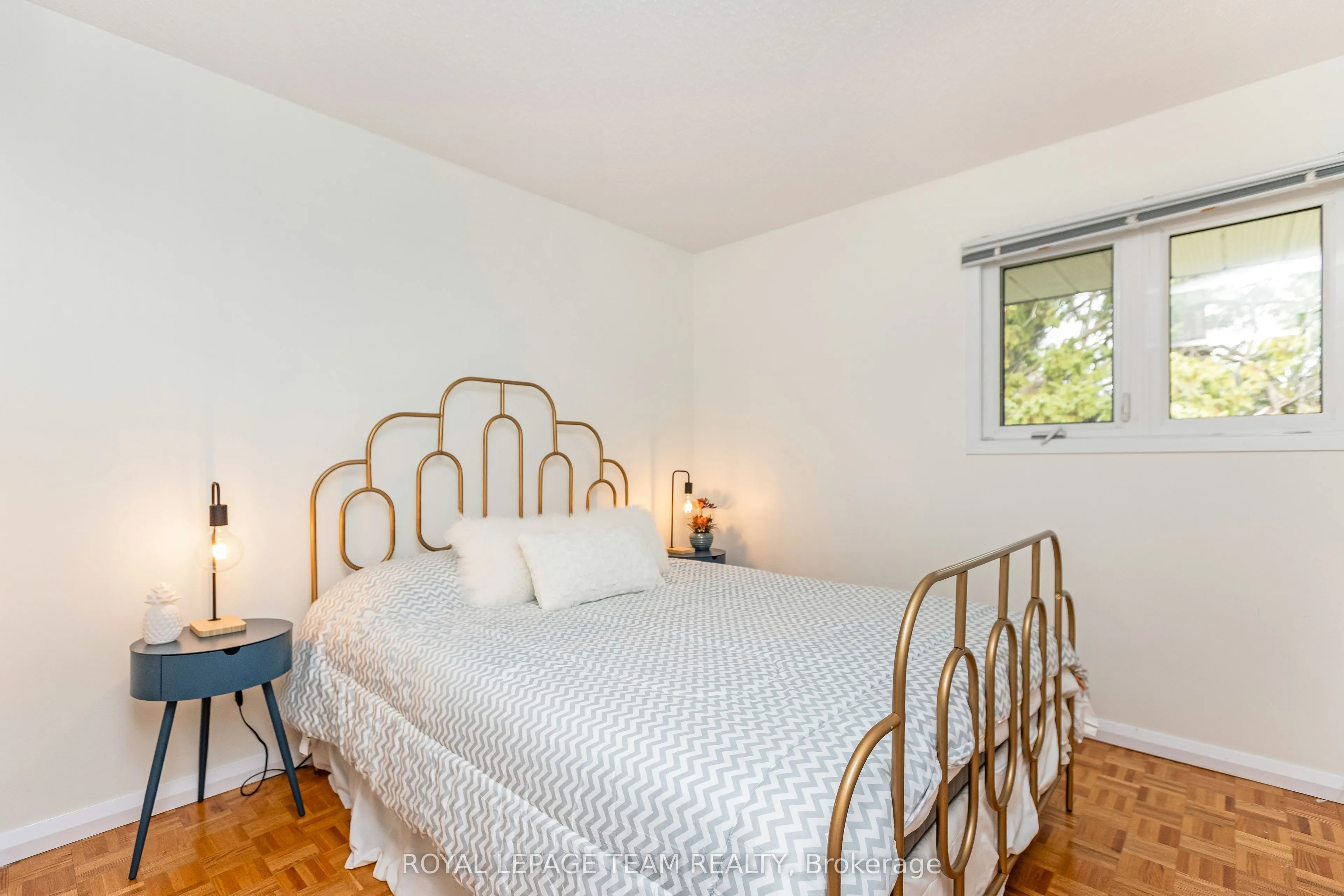 12 Pellan Crescent
