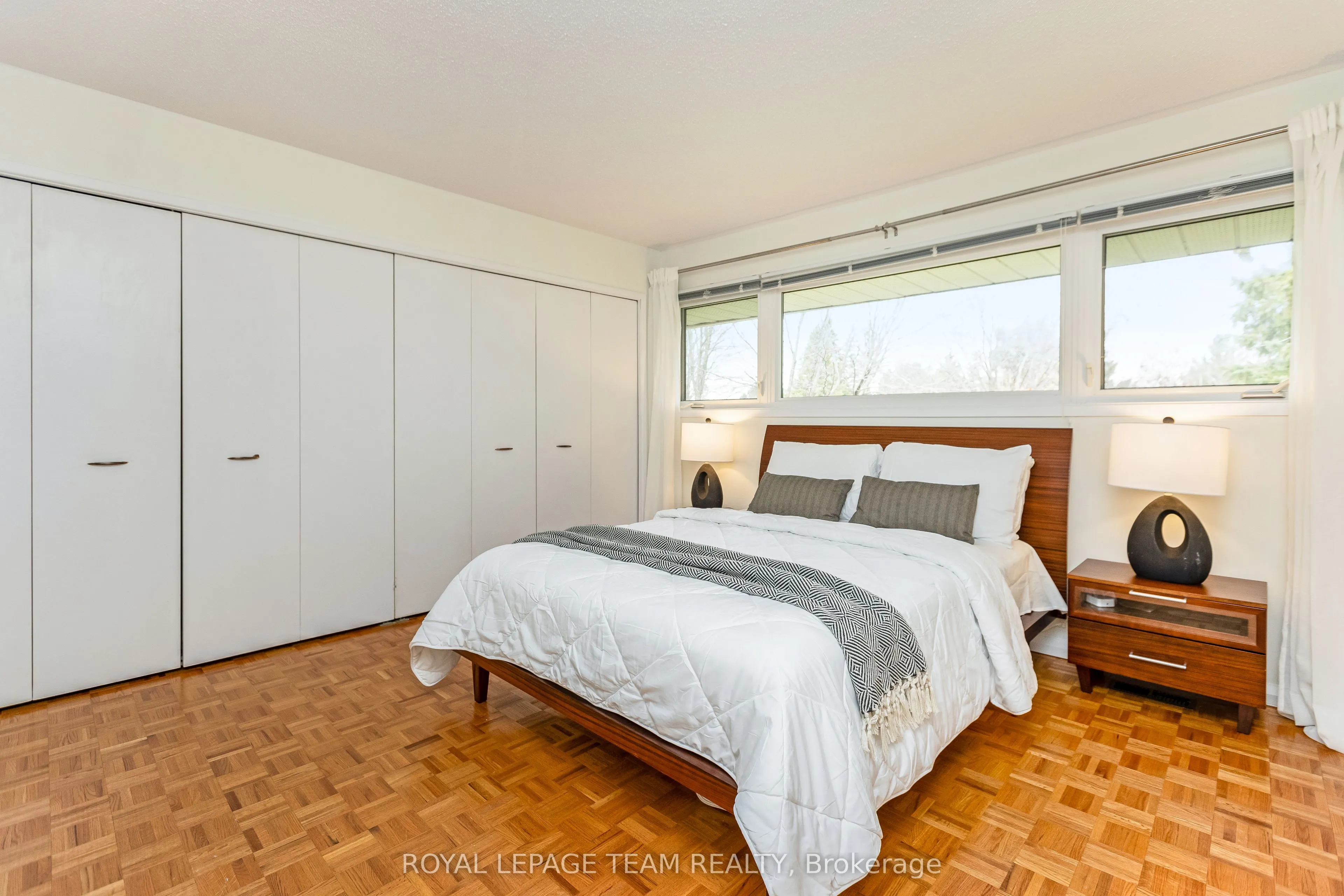 12 Pellan Crescent