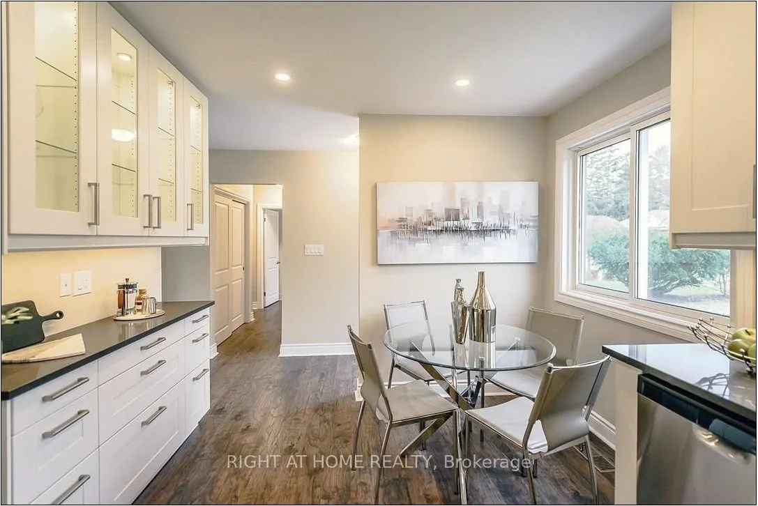 653 Geneva Street, #Upper Level only