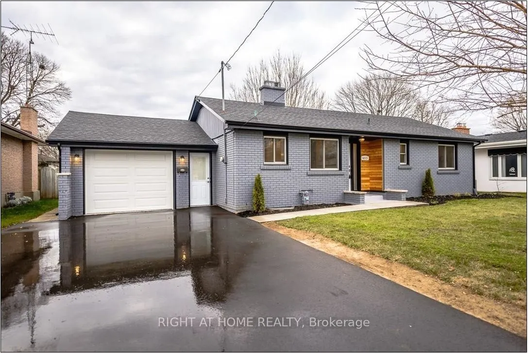 653 Geneva Street, #Upper Level only