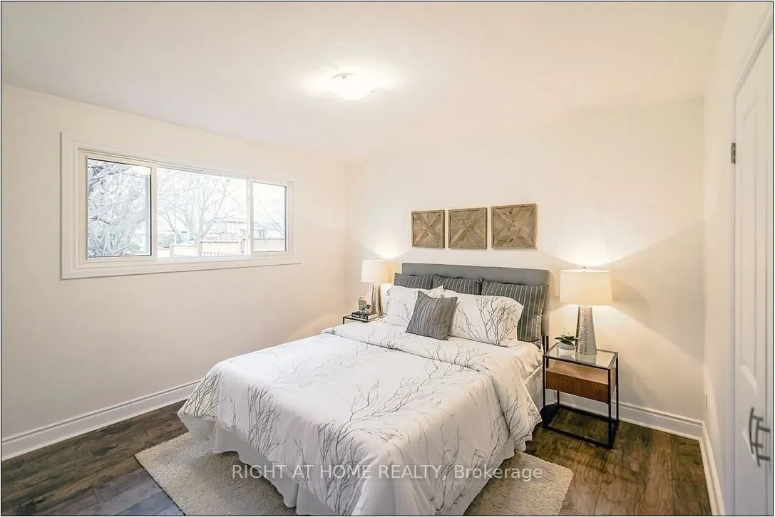 653 Geneva Street, #Upper Level only