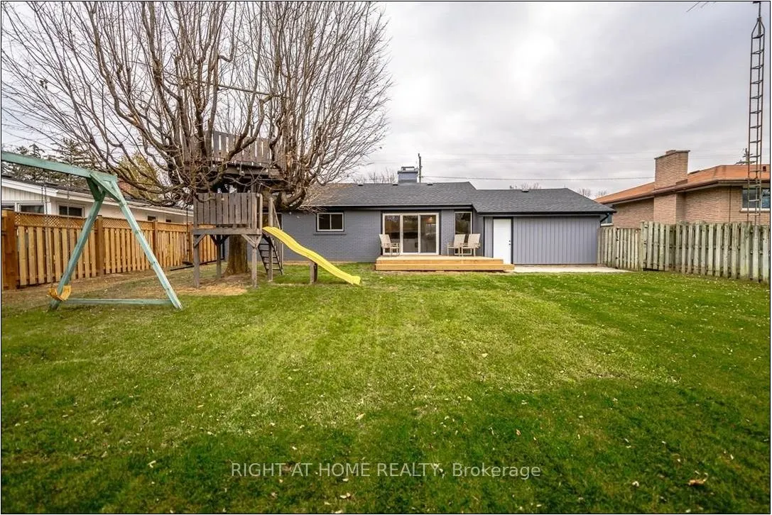 653 Geneva Street, #Upper Level only