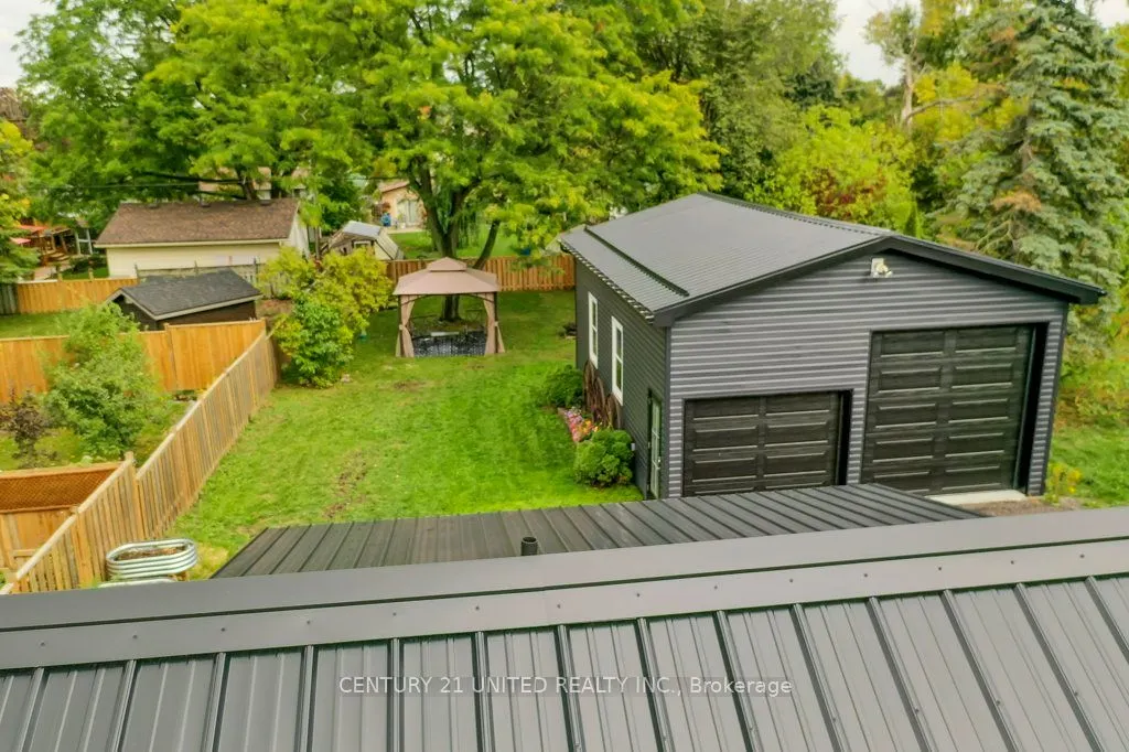 46 Simcoe Street