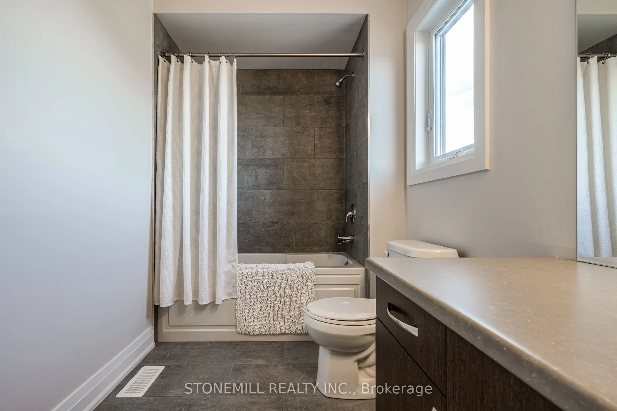 156 Shoreview Drive