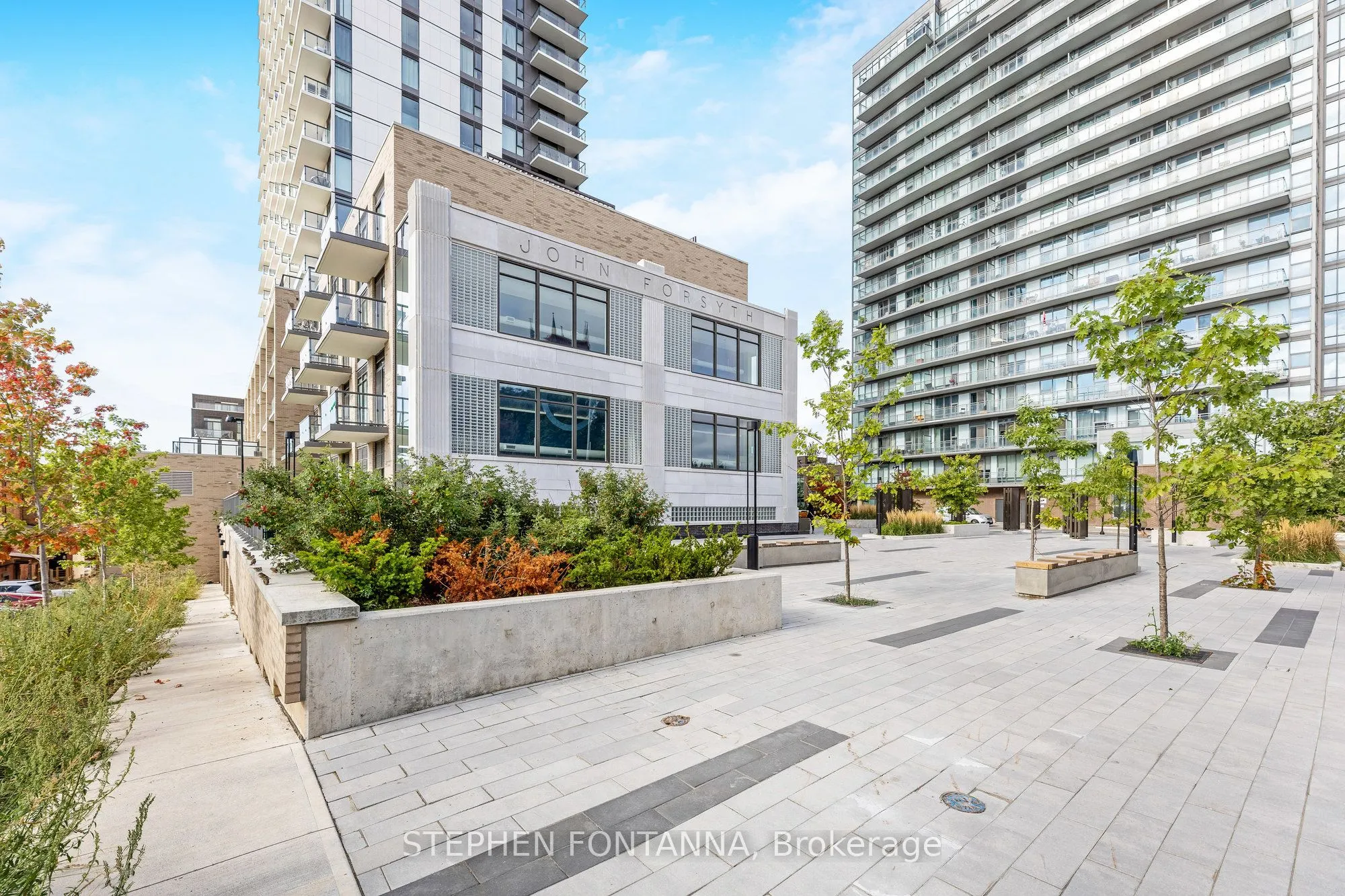 55 Duke Street W, #320