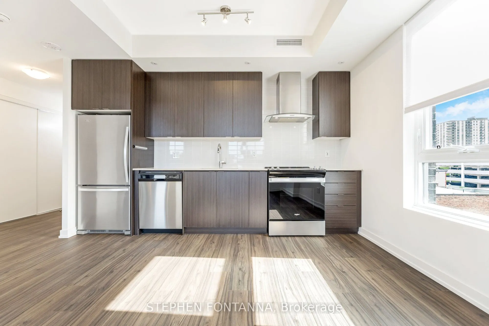 55 Duke Street W, #320
