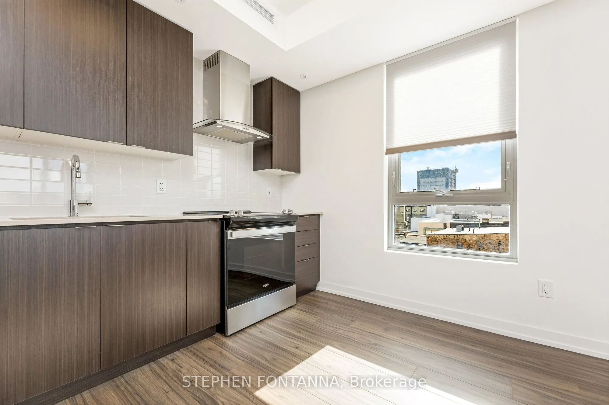 55 Duke Street W, #320