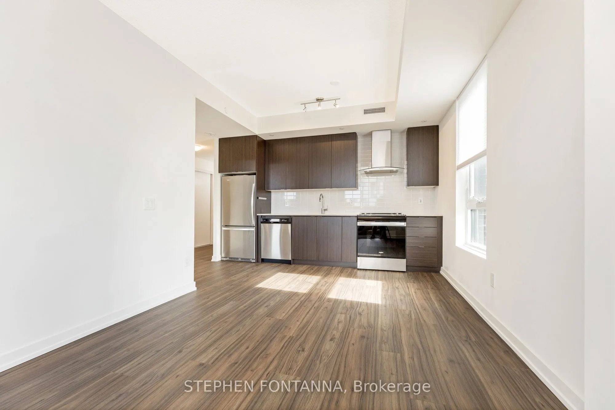 55 Duke Street W, #320