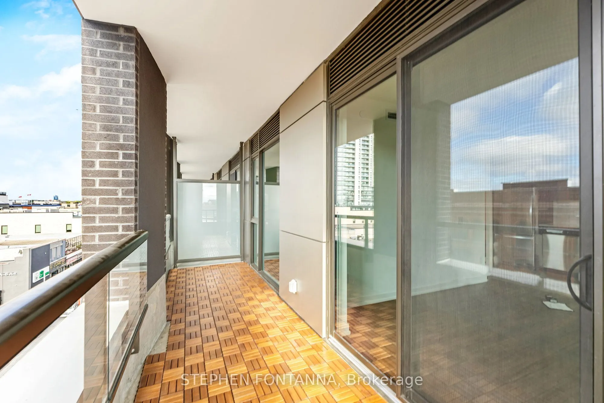 55 Duke Street W, #320