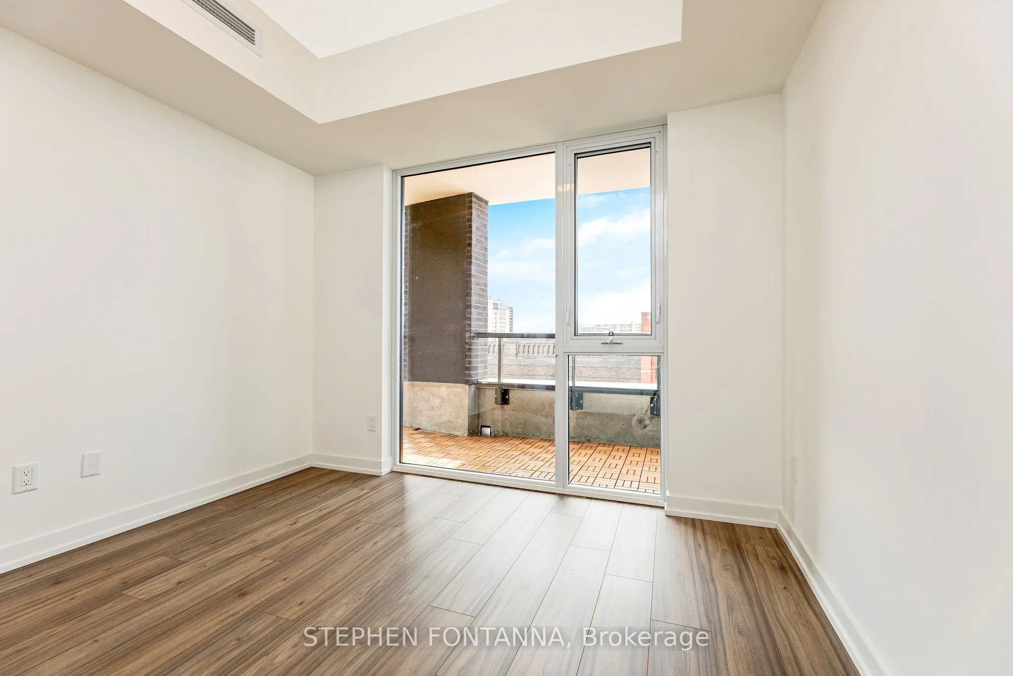 55 Duke Street W, #320