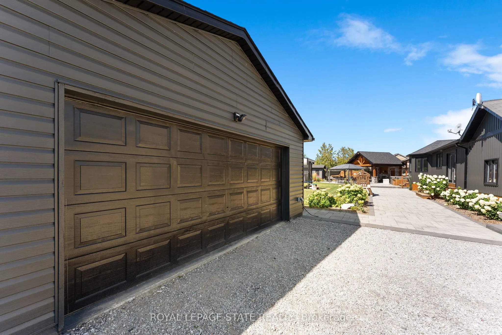6251 Walkers Road