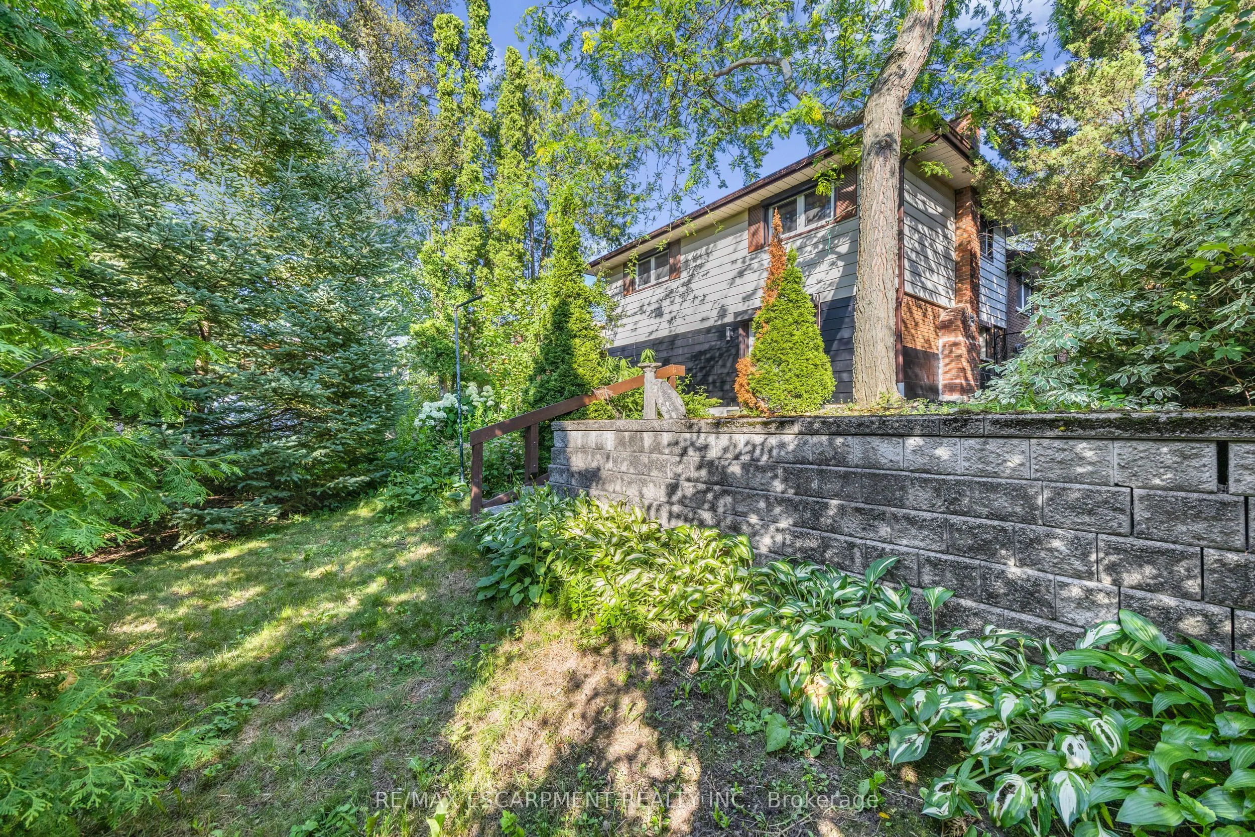 172 Old Ancaster Road