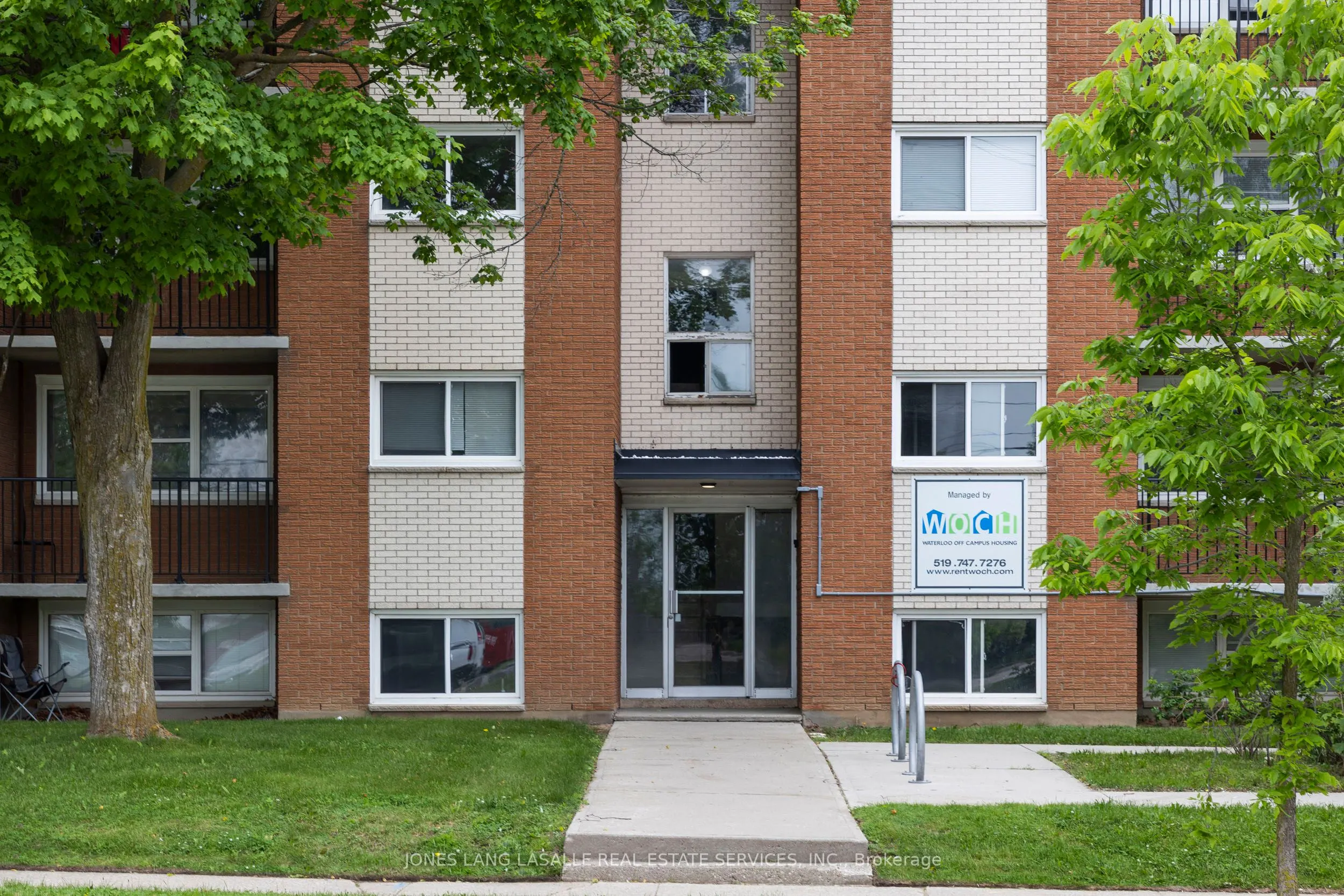 400 Albert Street