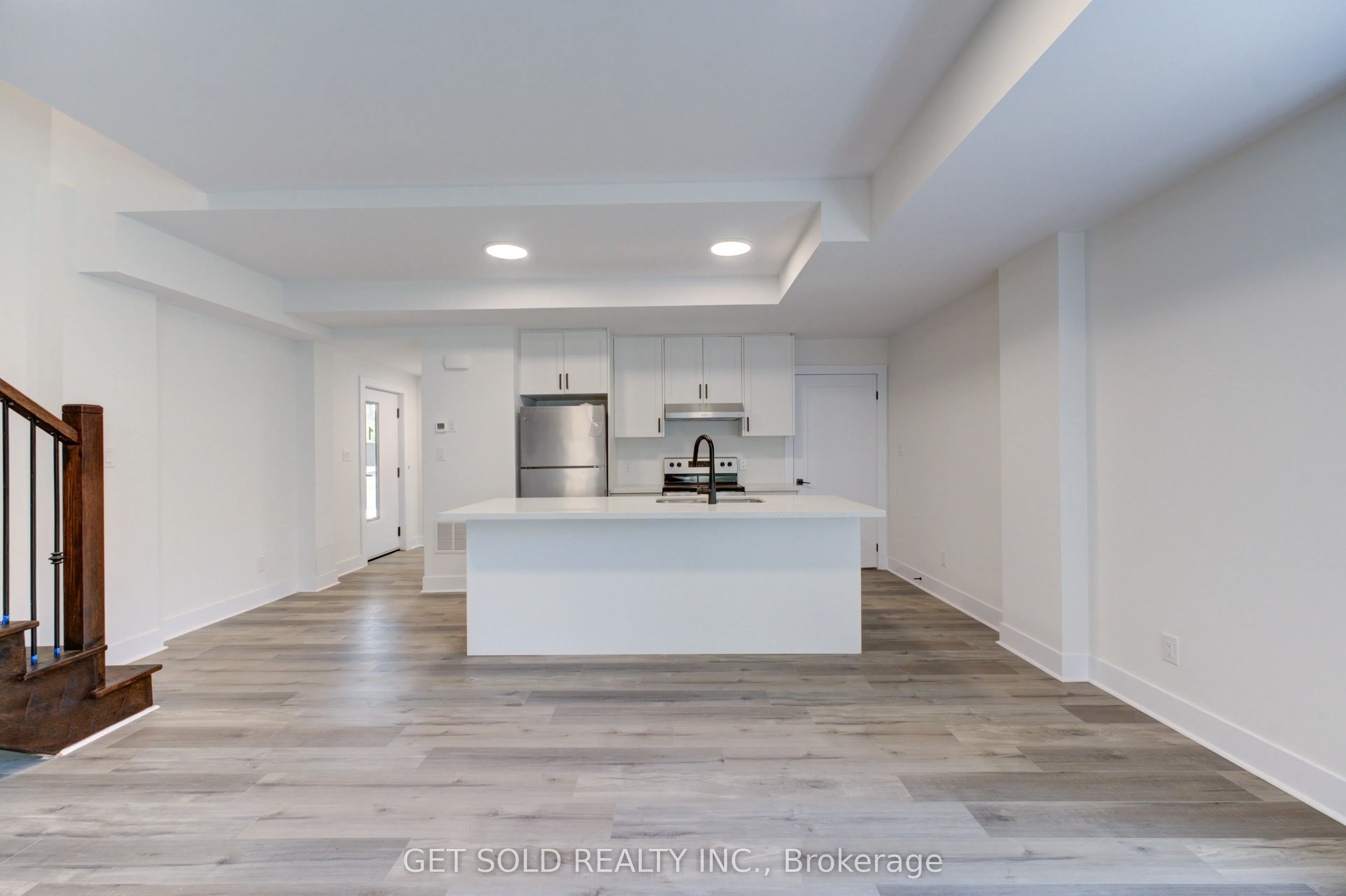6701 Thorold Stone Road, #1