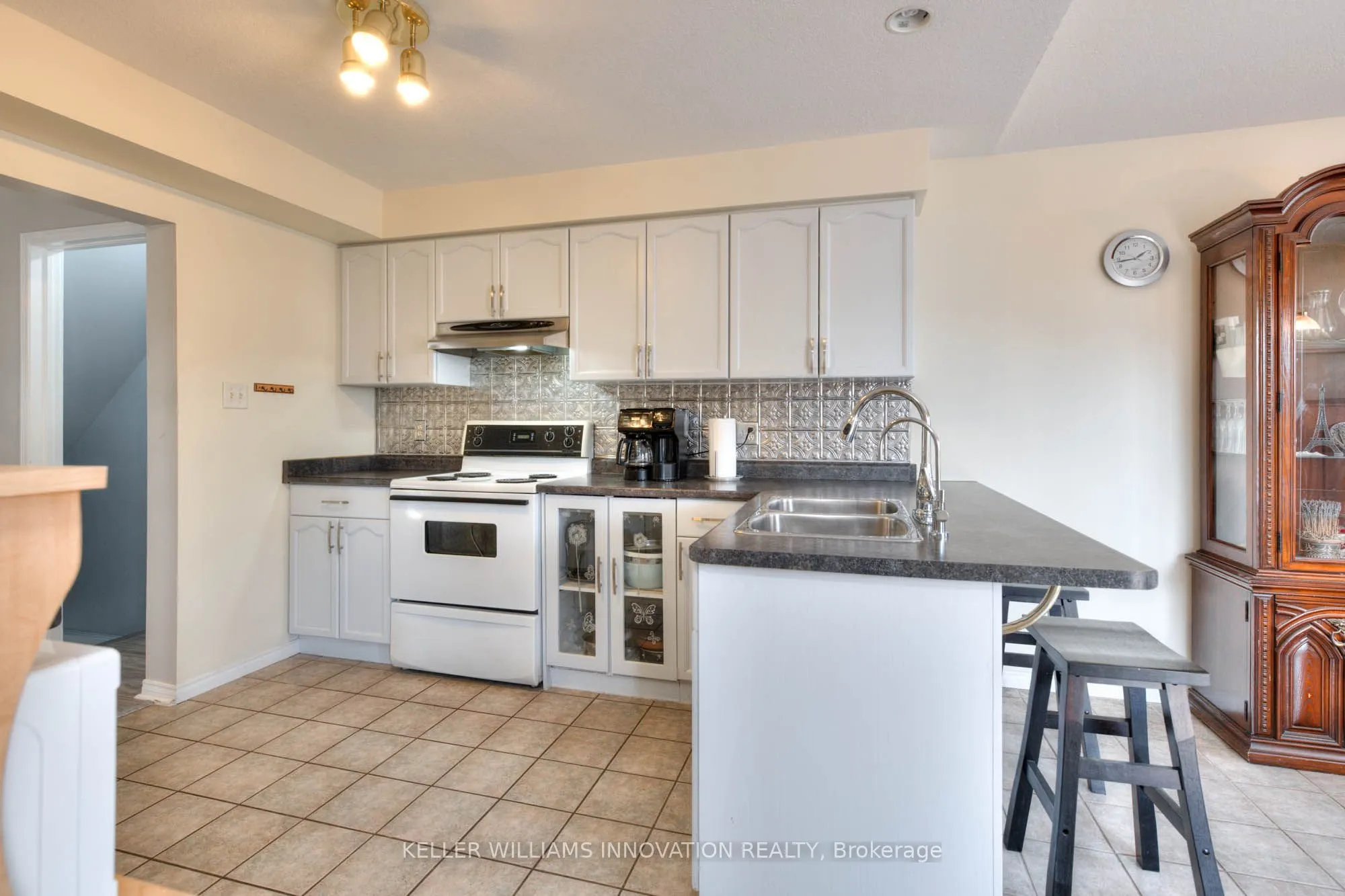 21 Whittaker Crescent