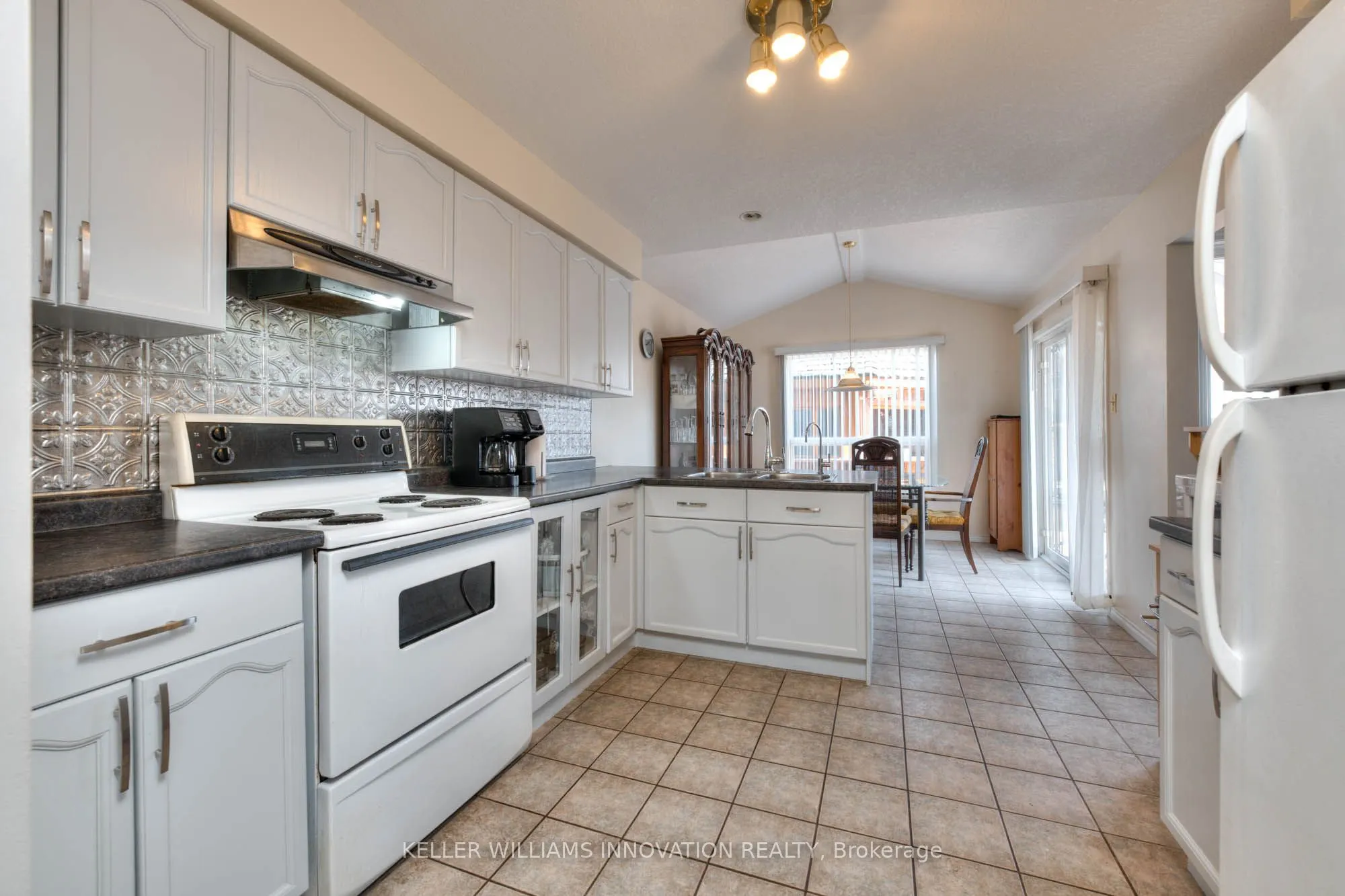 21 Whittaker Crescent