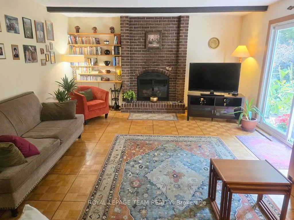 18 Diceman Crescent