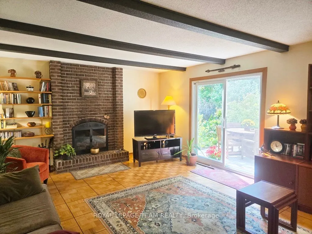 18 Diceman Crescent