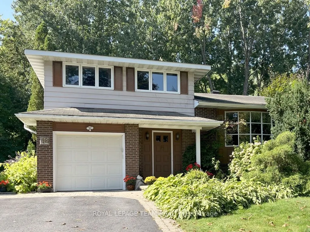 18 Diceman Crescent