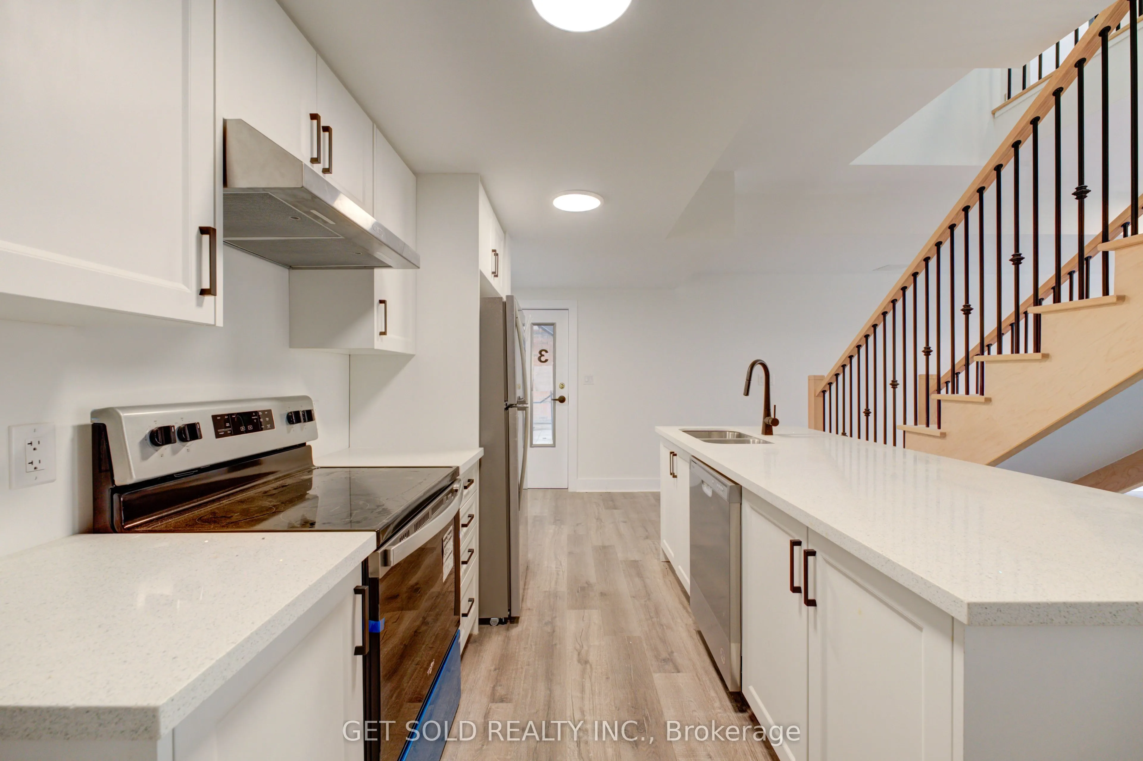 6701 Thorold Stone Road, #3