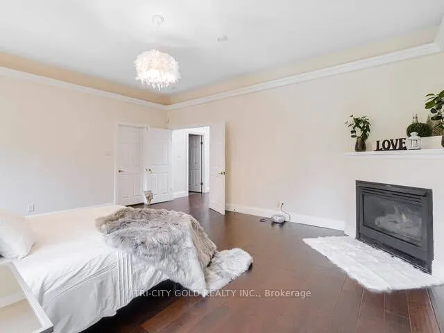 16 OCHS Drive
