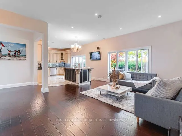 16 OCHS Drive