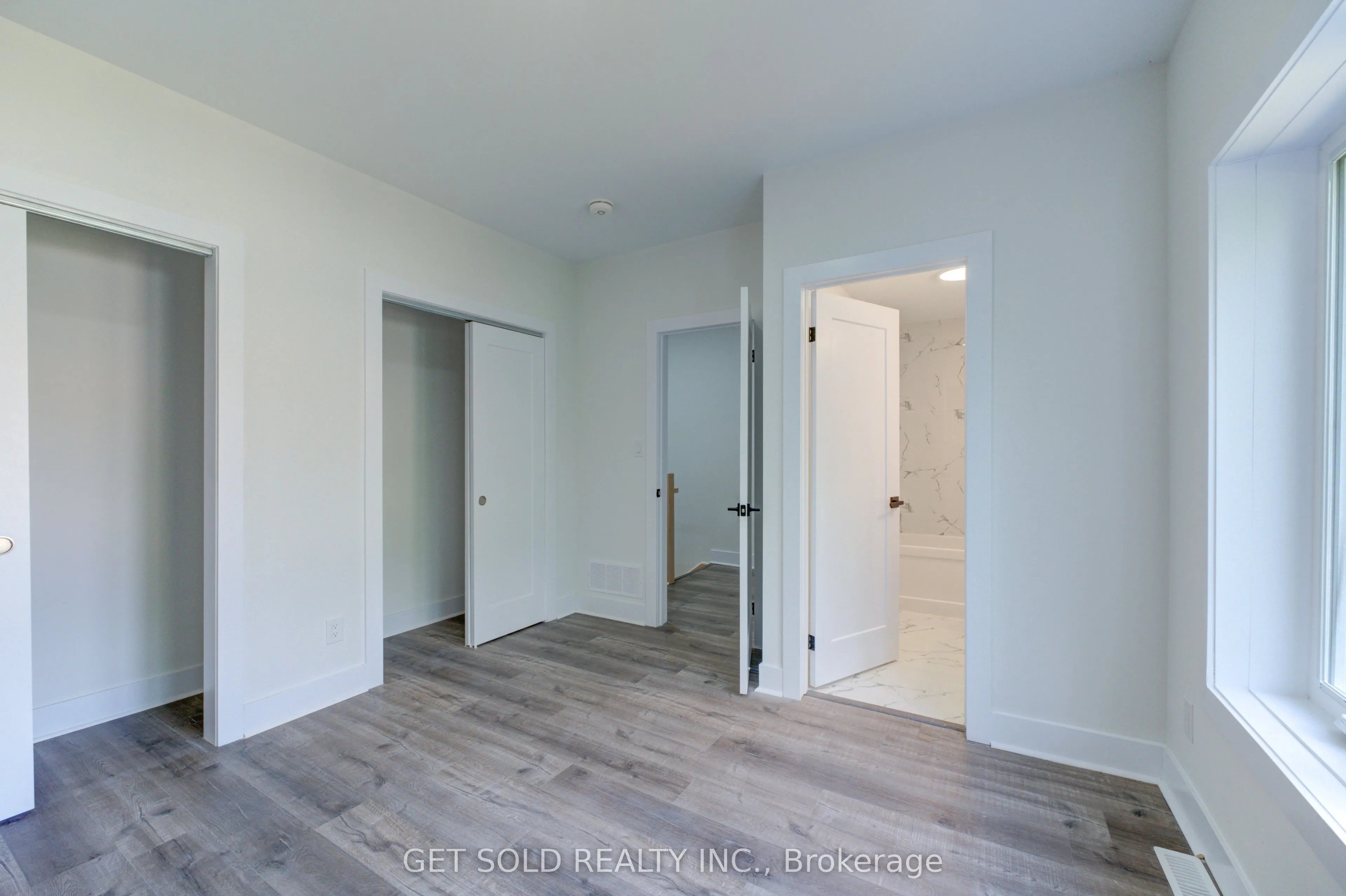 6701 Thorold Stone Road, #4