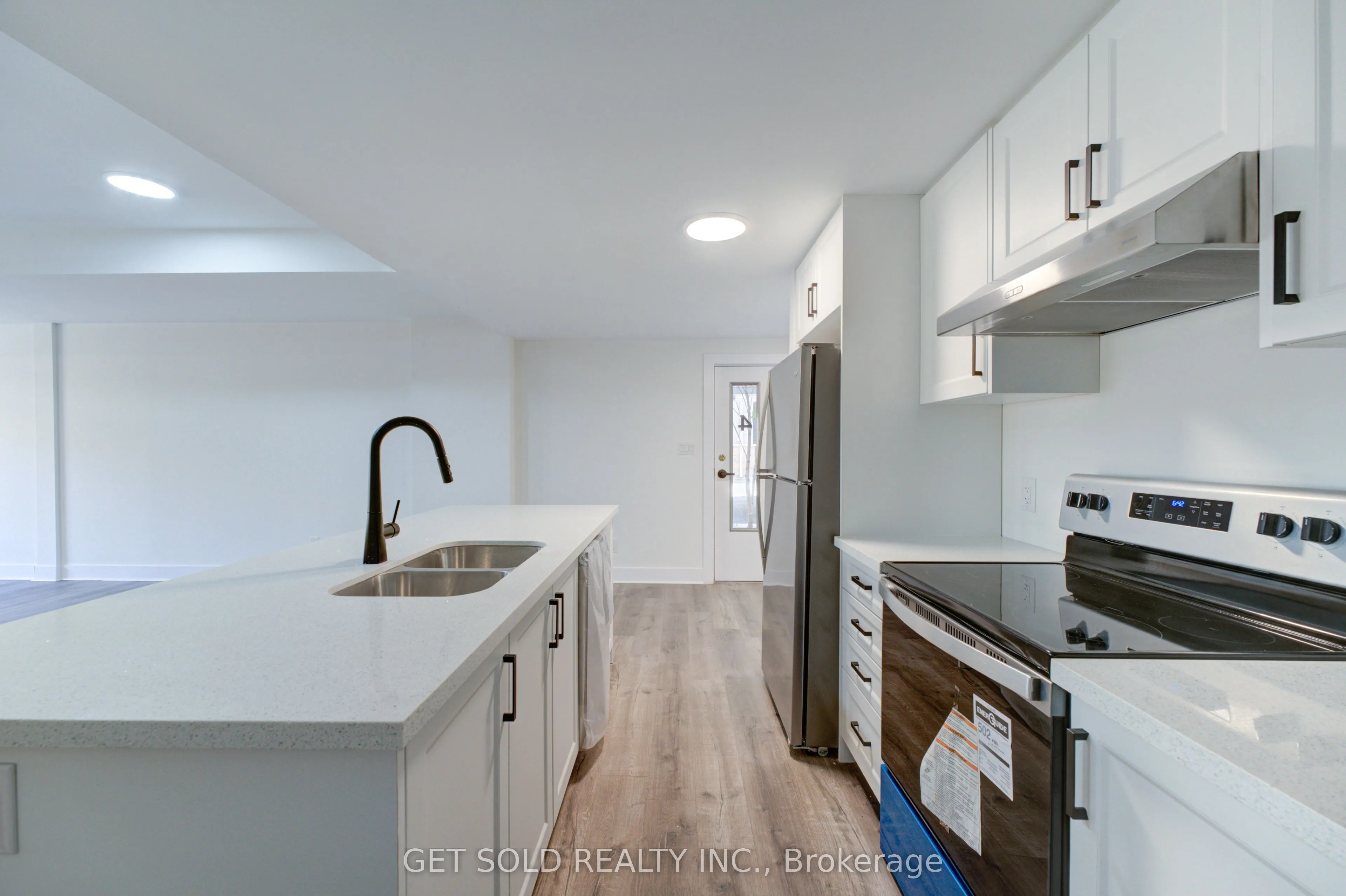 6701 Thorold Stone Road, #4