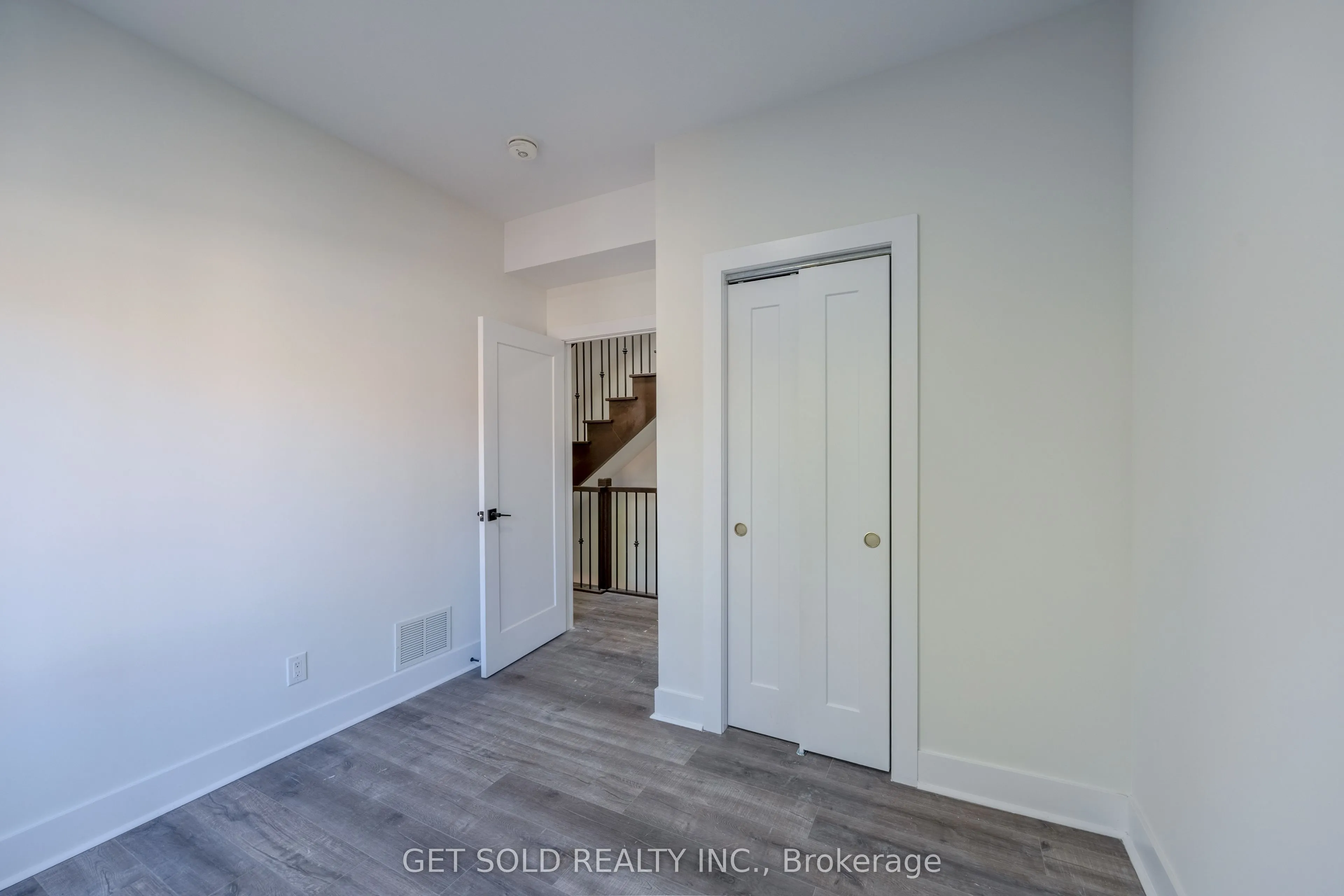 6701 Thorold Stone Road, #5