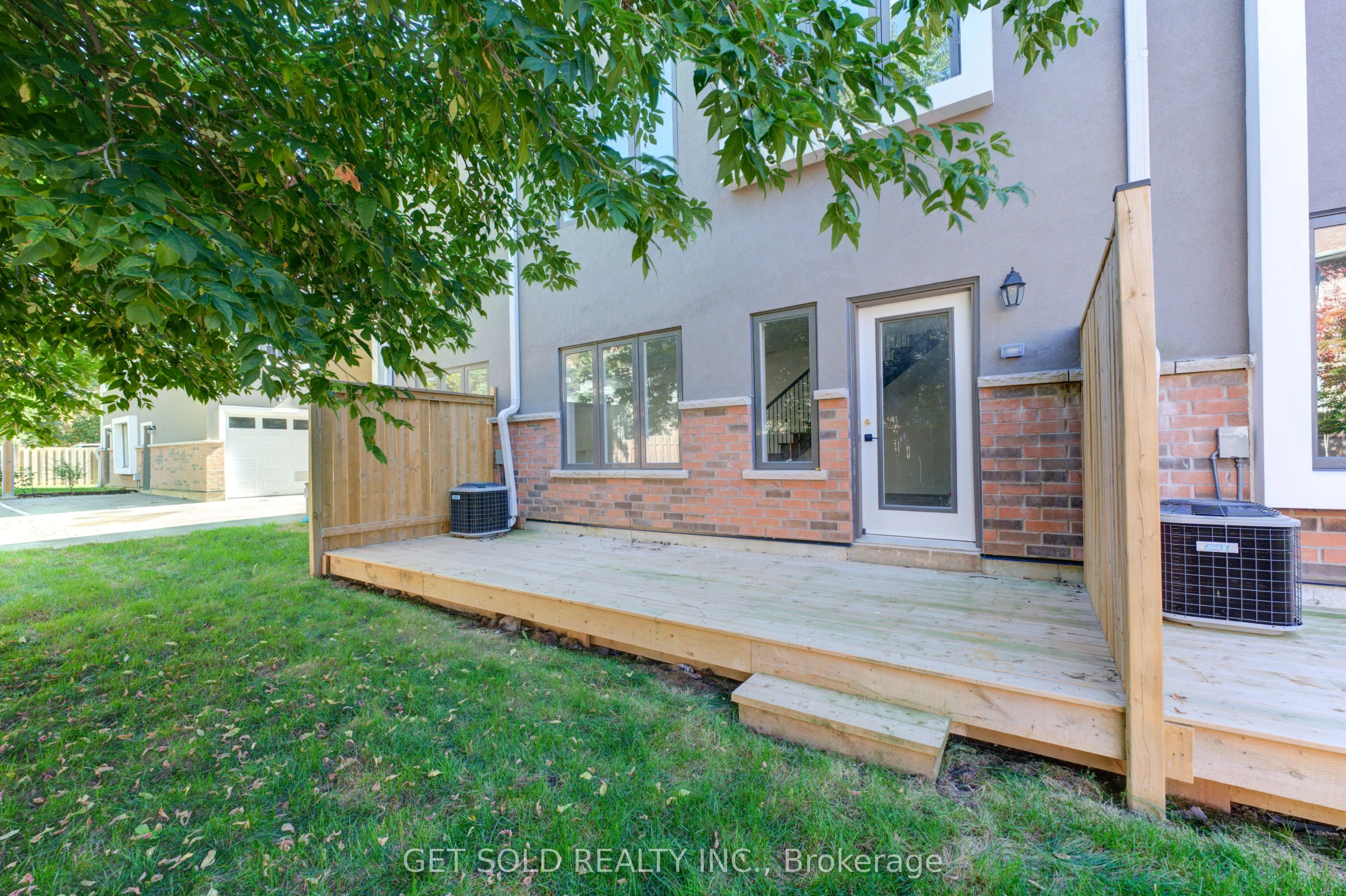 6701 Thorold Stone Road, #5