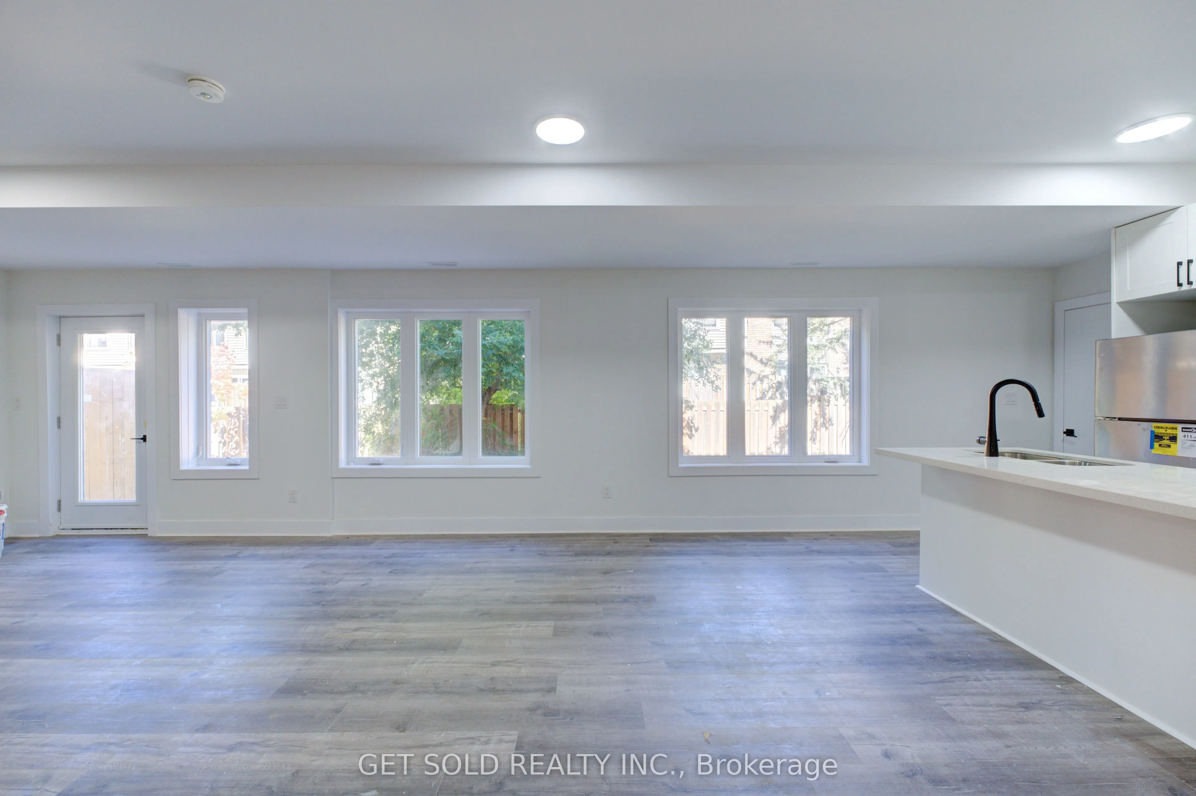 6701 Thorold Stone Road, #5