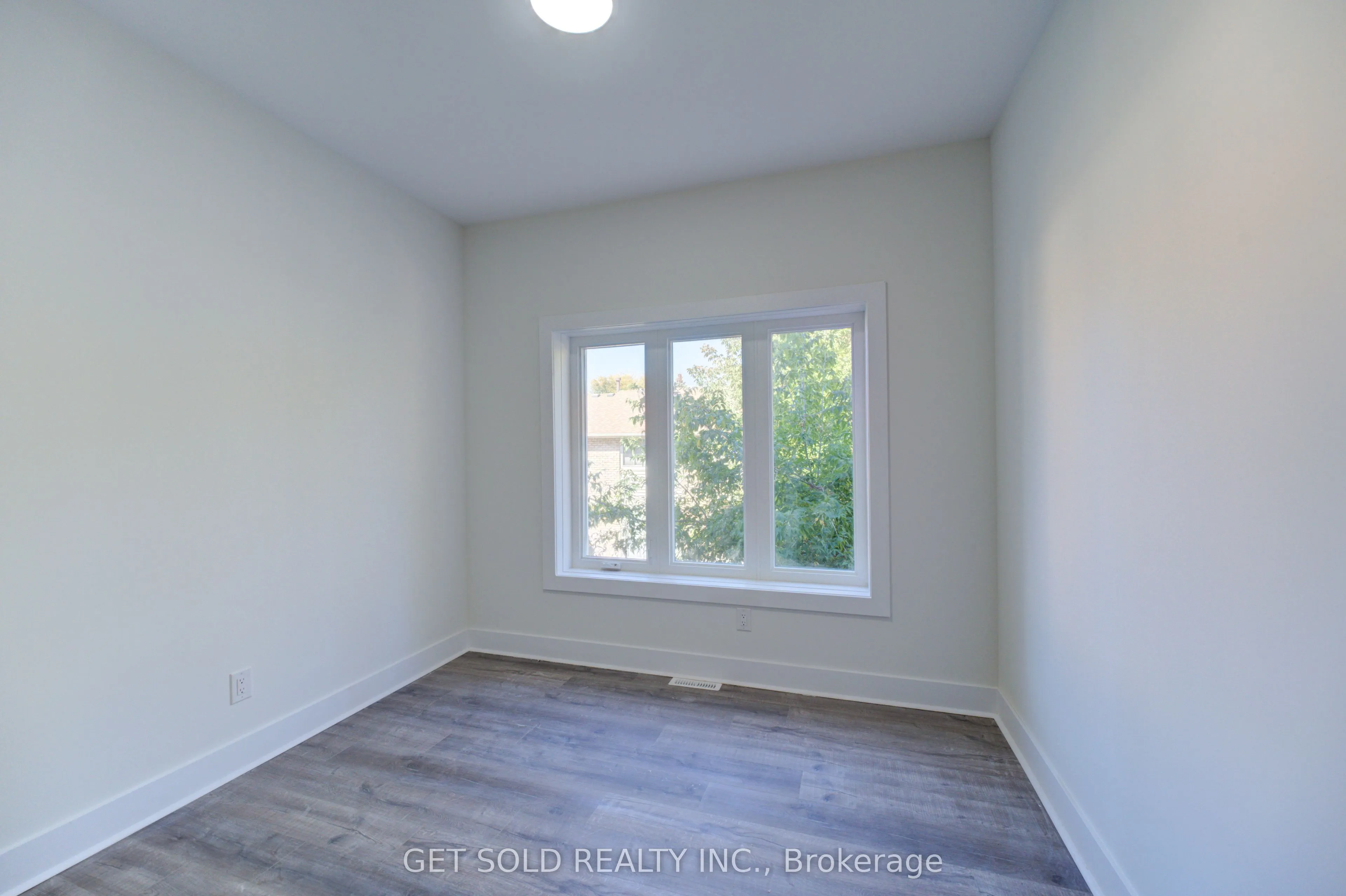 6701 Thorold Stone Road, #5