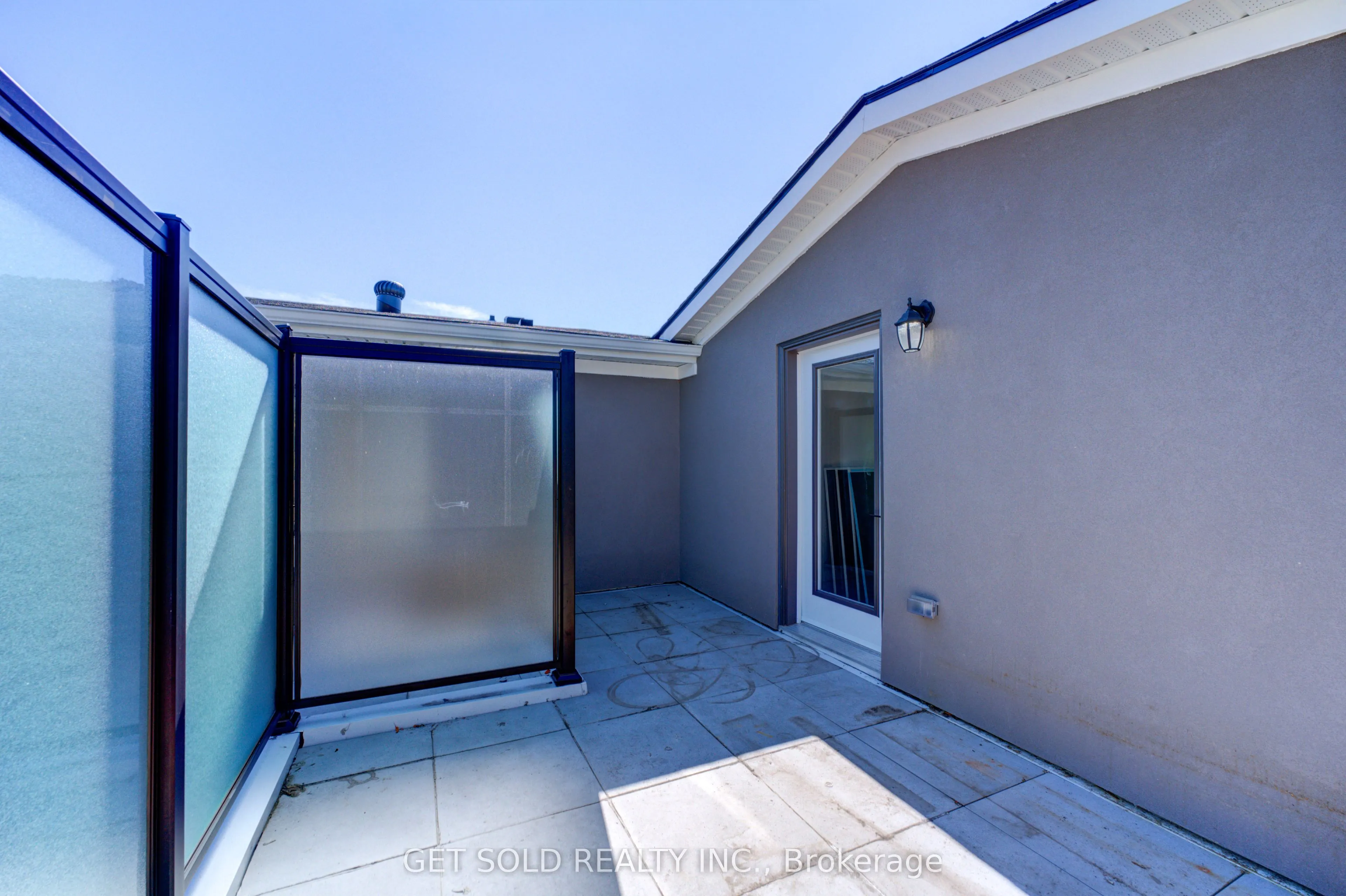 6701 Thorold Stone Road, #5