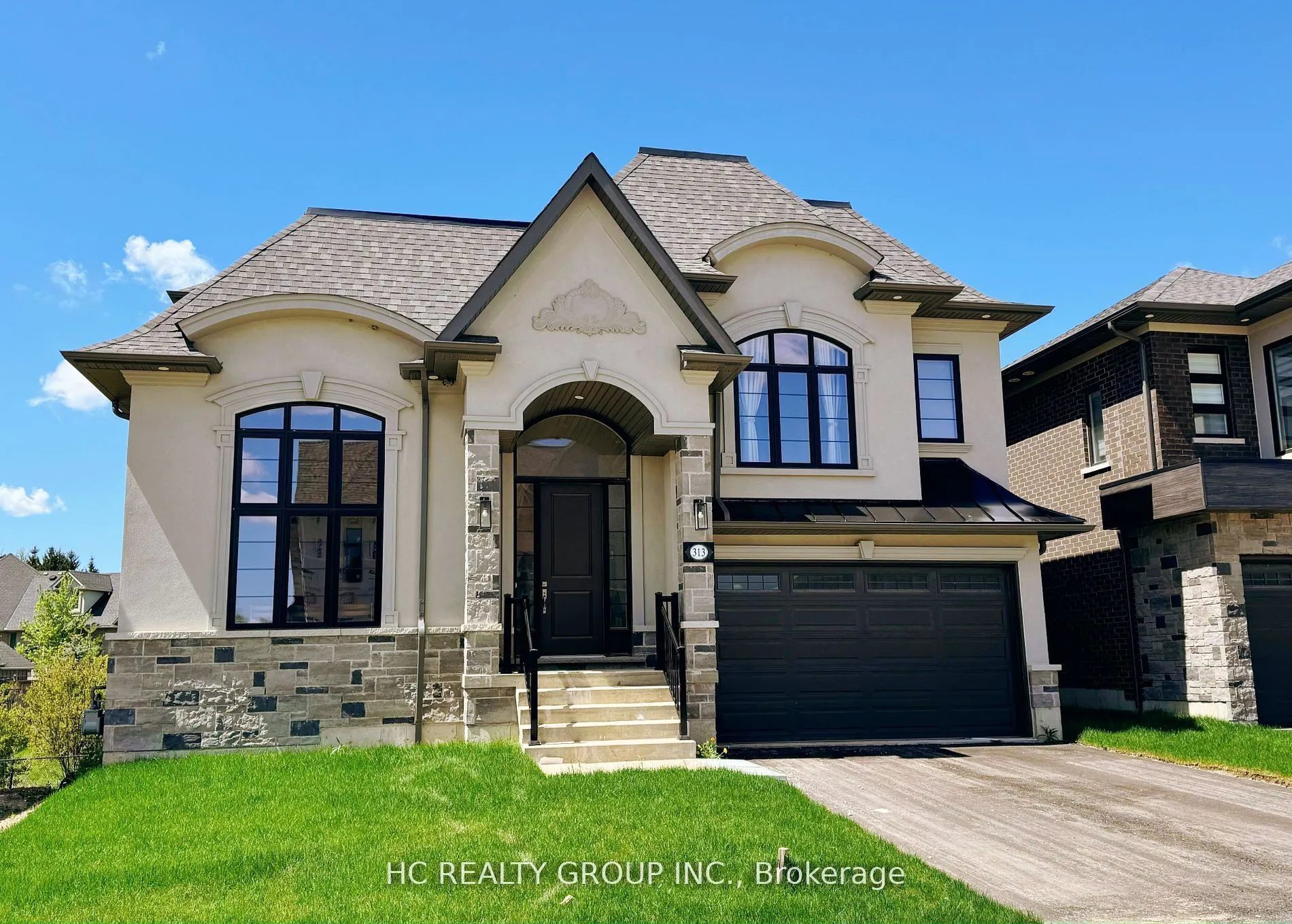 313 Somme Street