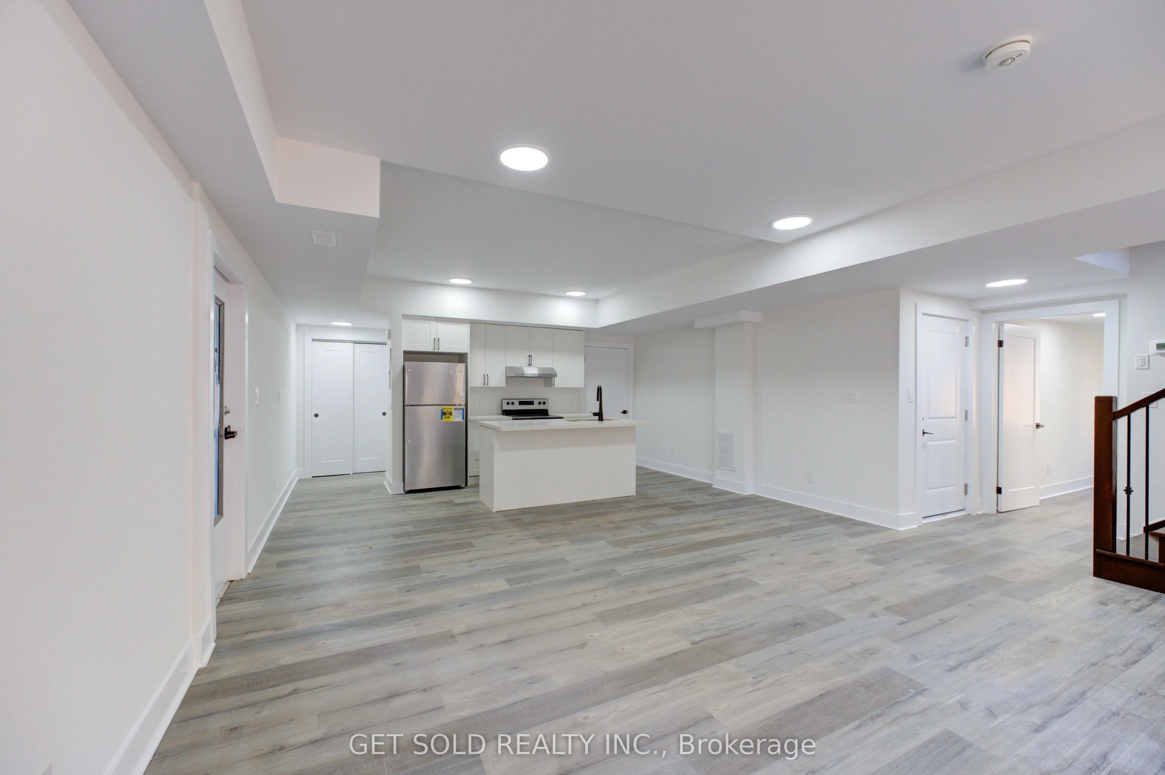 6701 Thorold Stone Road, #7