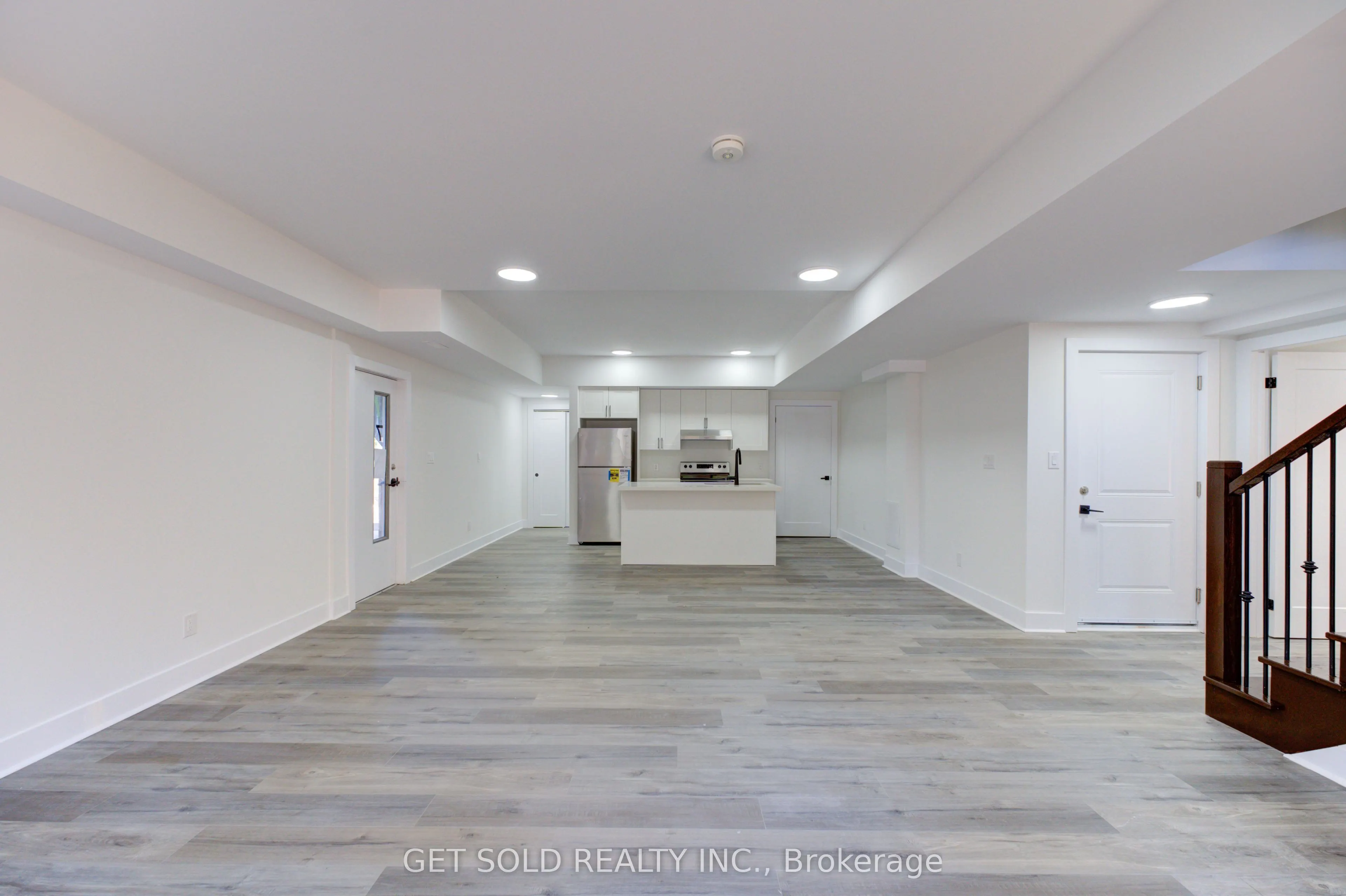 6701 Thorold Stone Road, #7