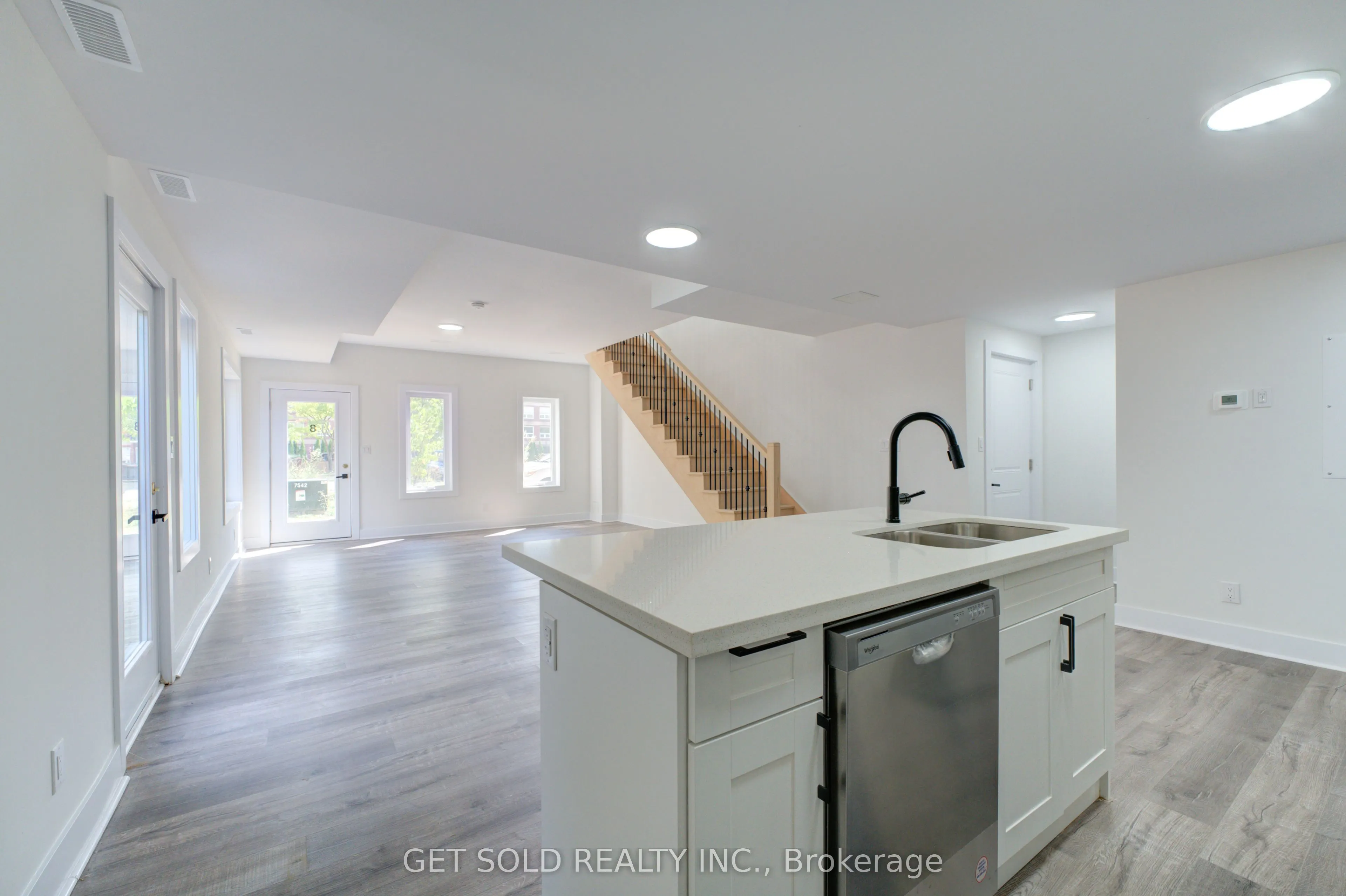 6701 Thoroldstone Road, #8