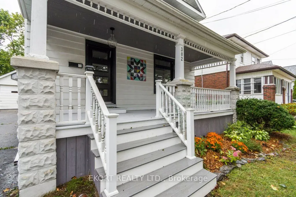 302 Bridge Street E