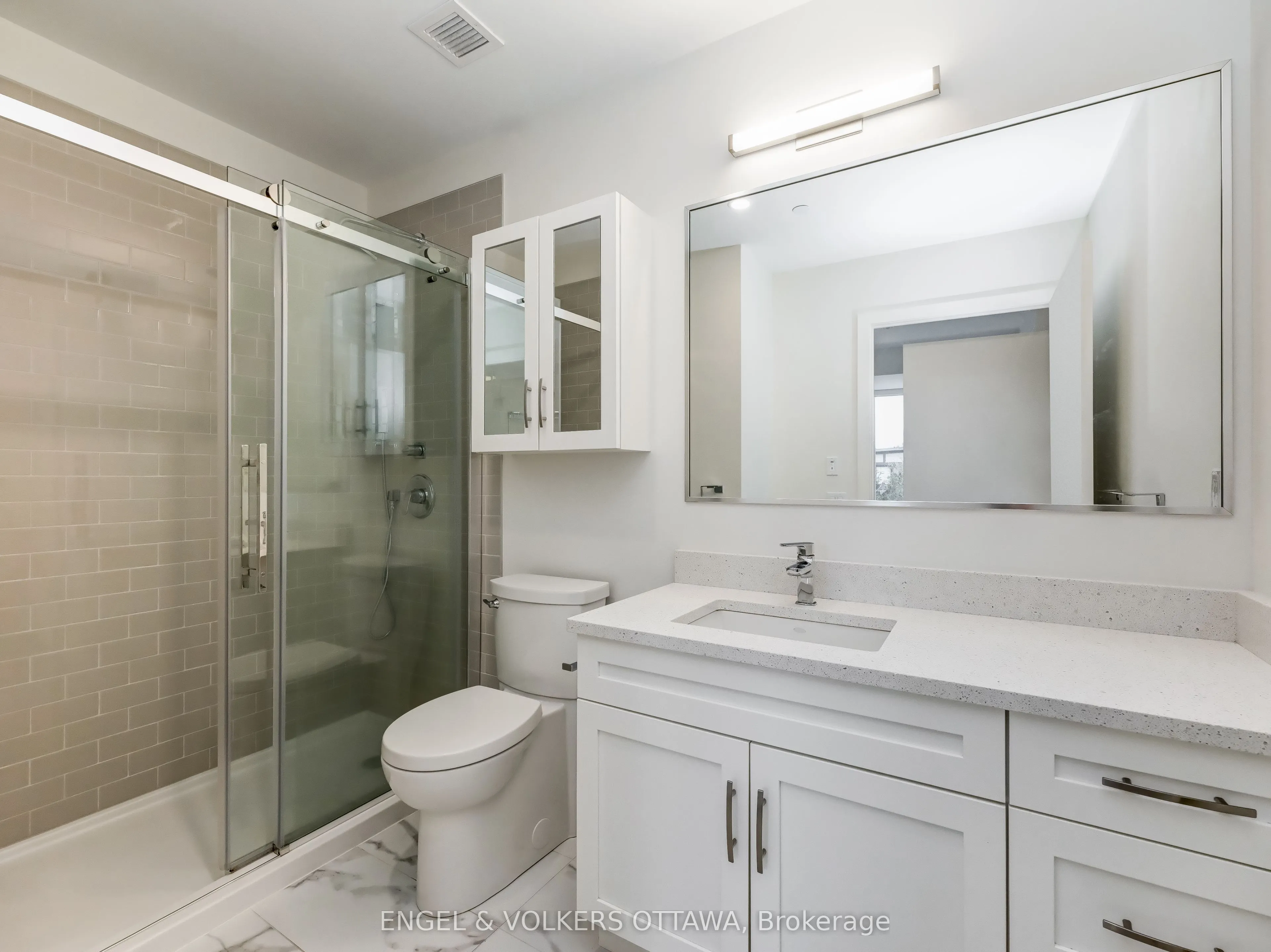 280 Crichton Street, #307
