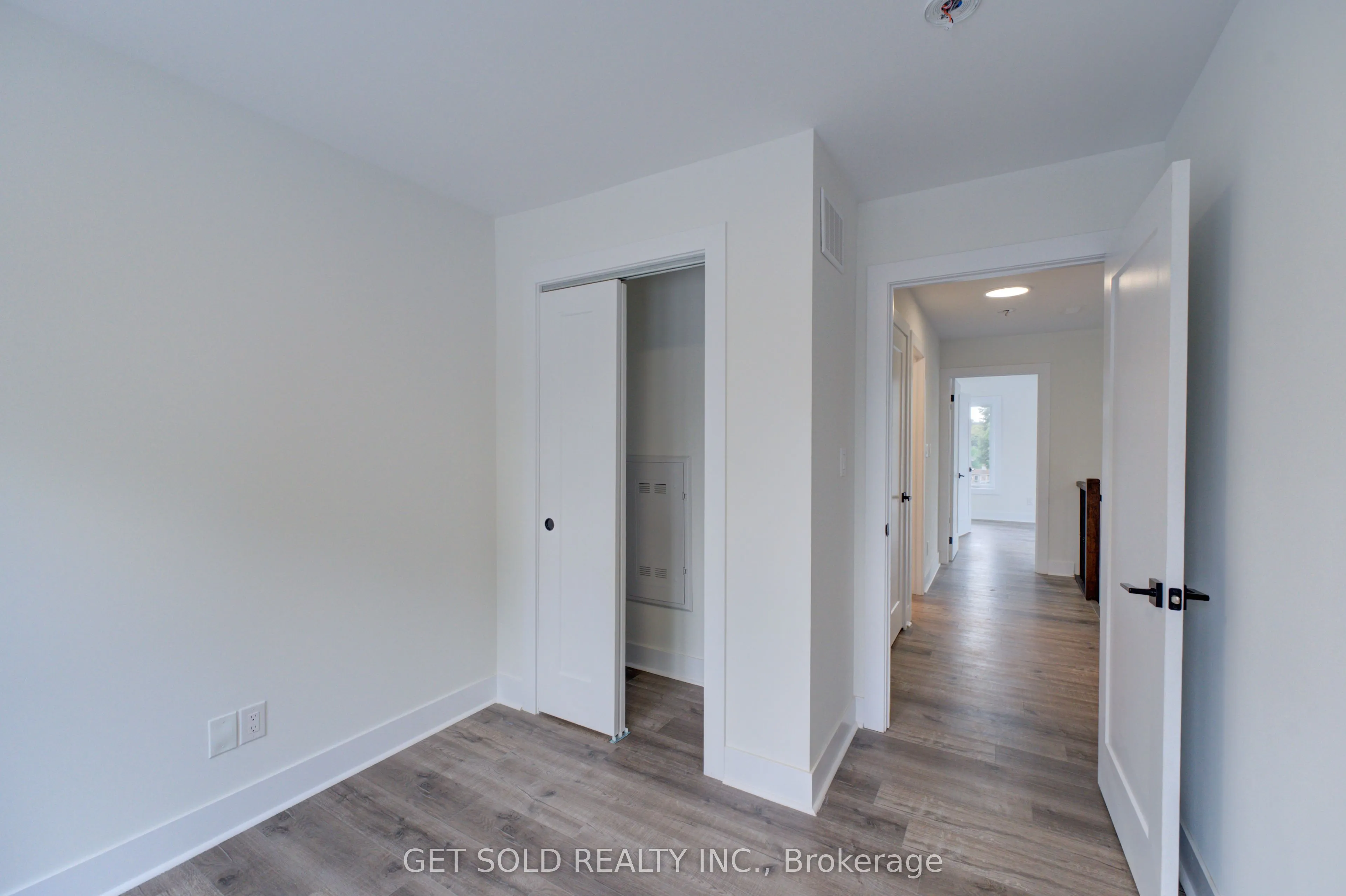 6701 Thoroldstone Road, #9