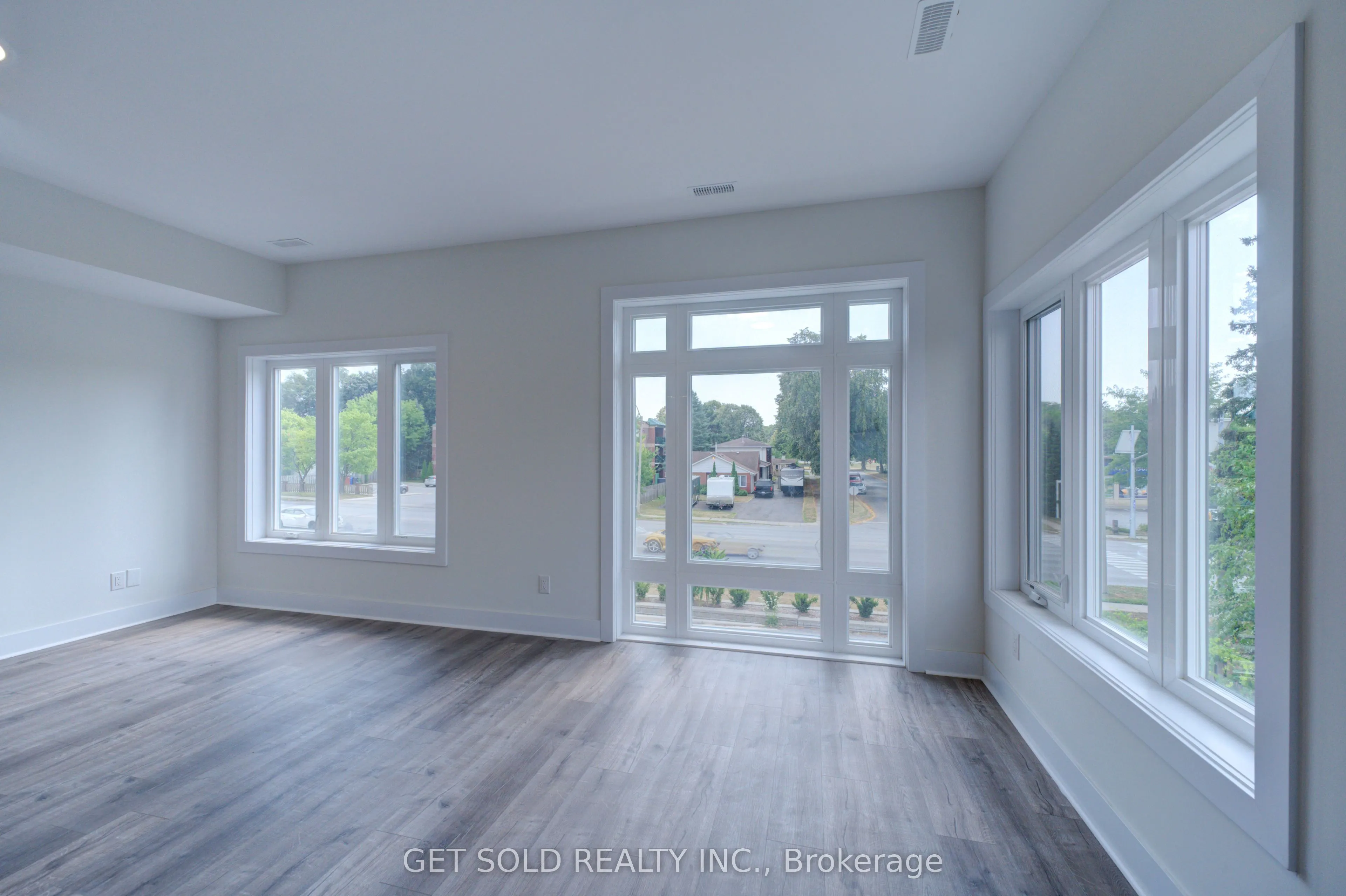 6701 Thoroldstone Road, #9