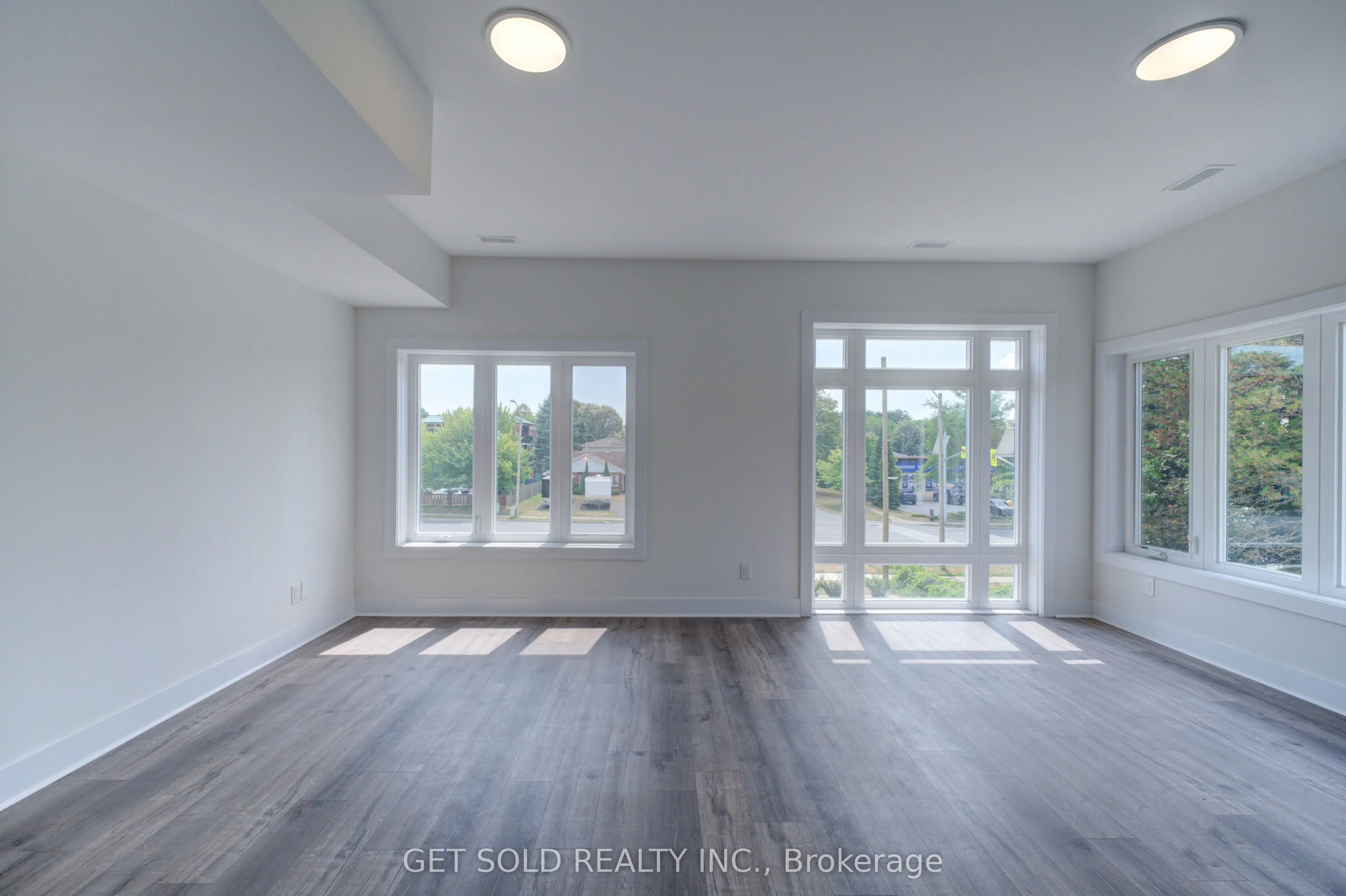 6701 Thoroldstone Road, #9