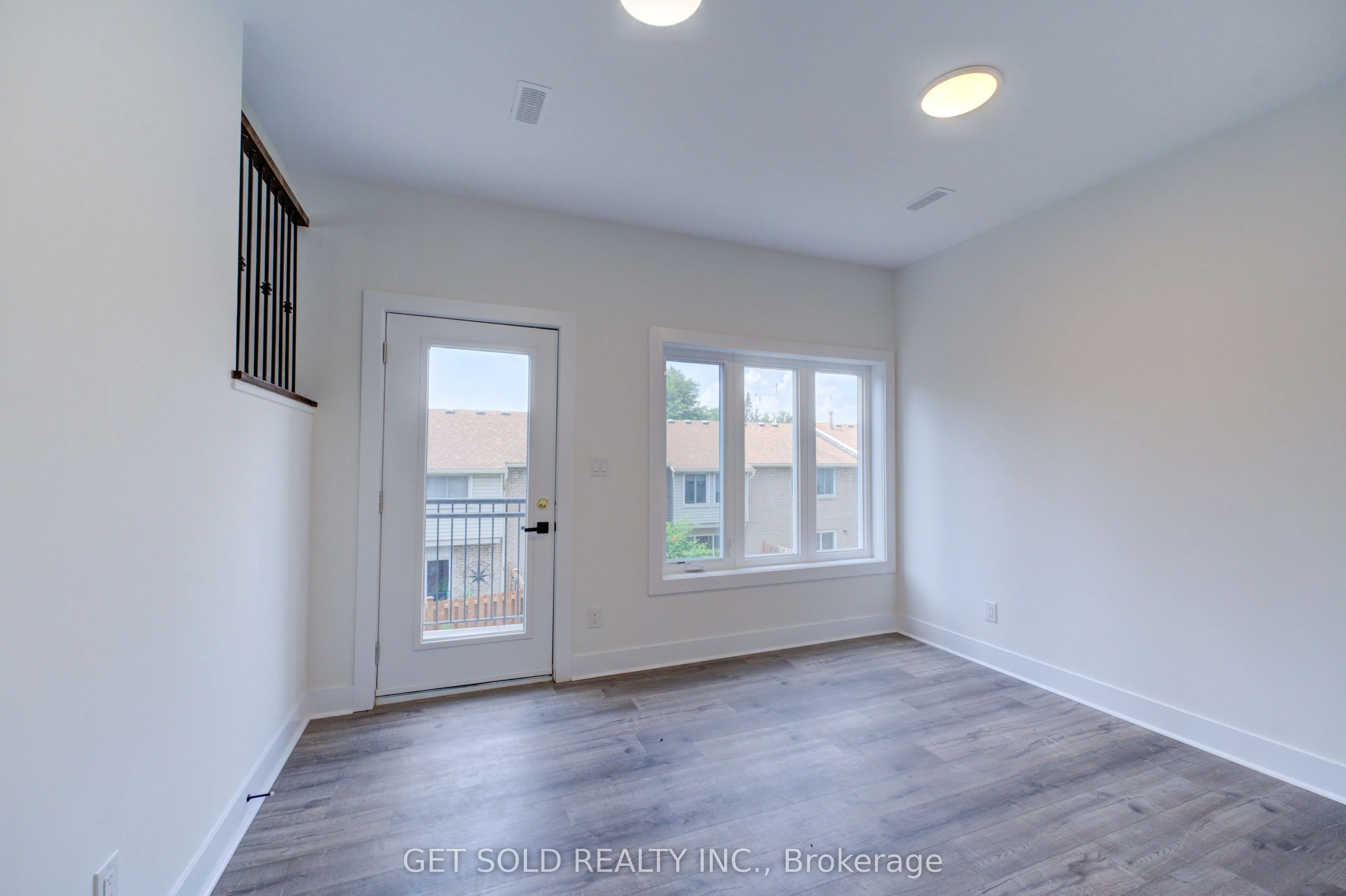 6701 Thoroldstone Road, #9