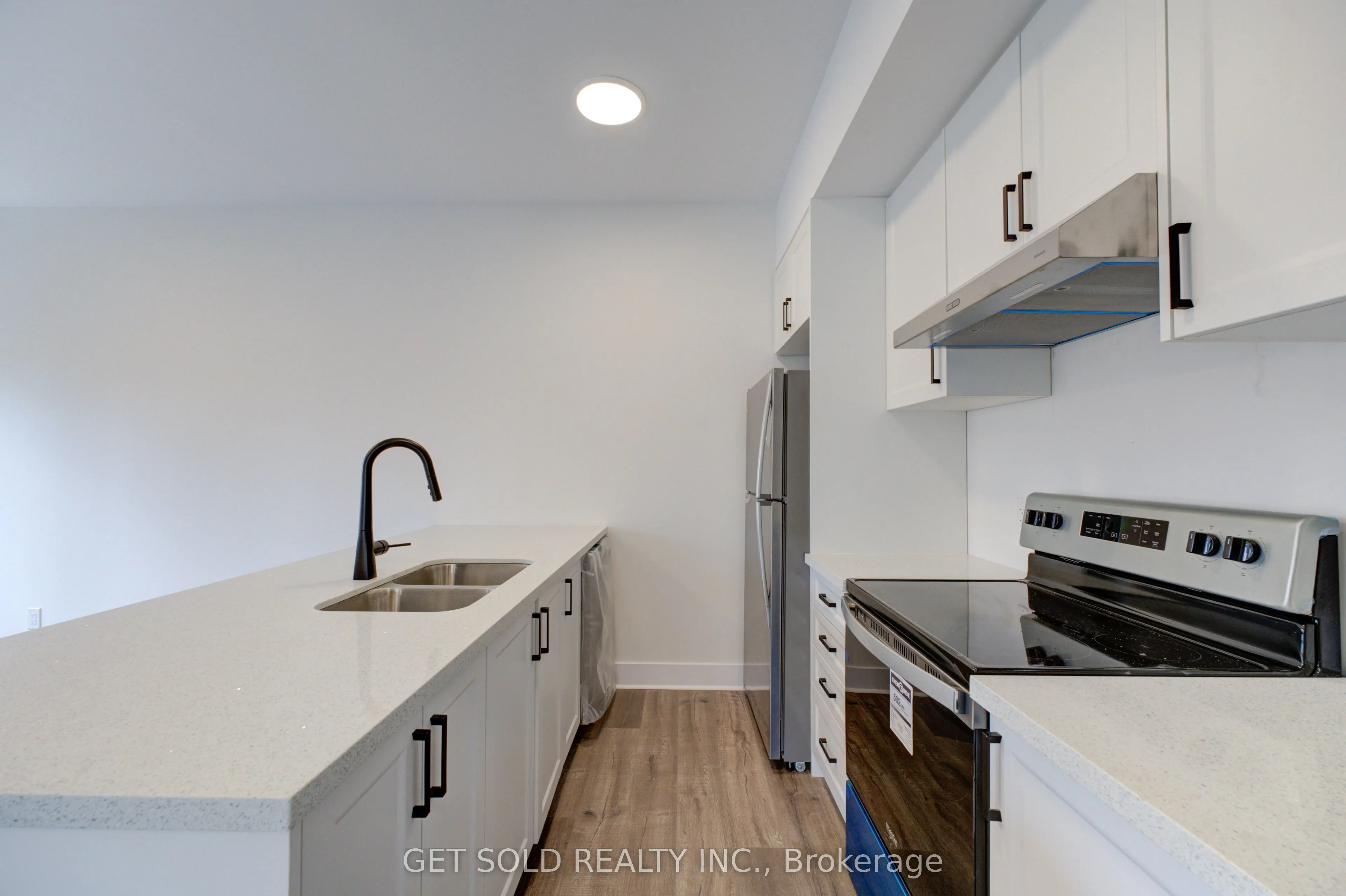 6701 Thoroldstone Road, #9