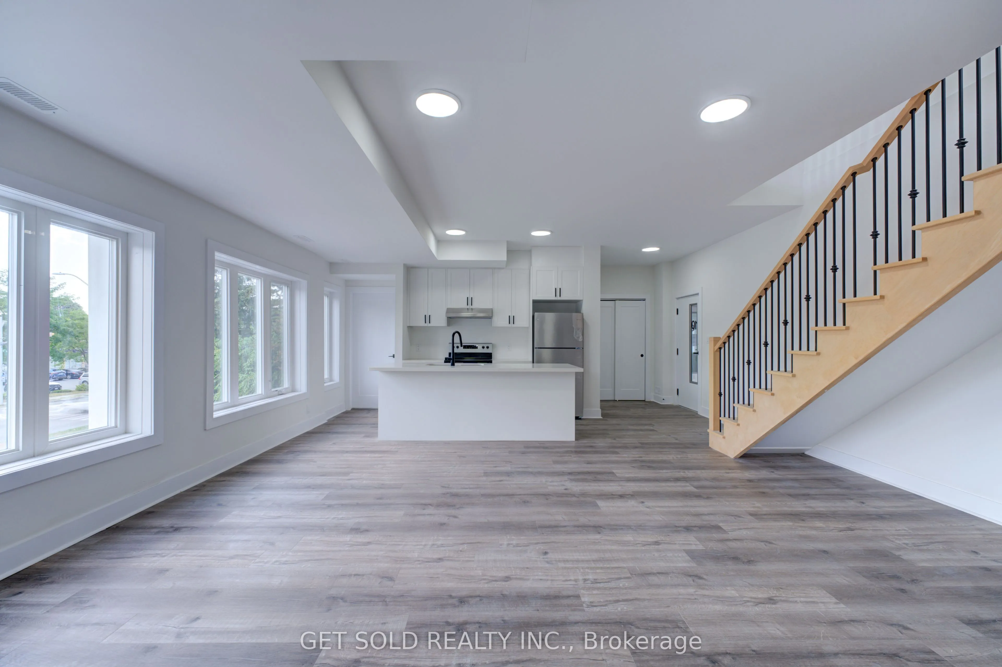 6701 Thoroldstone Road, #10