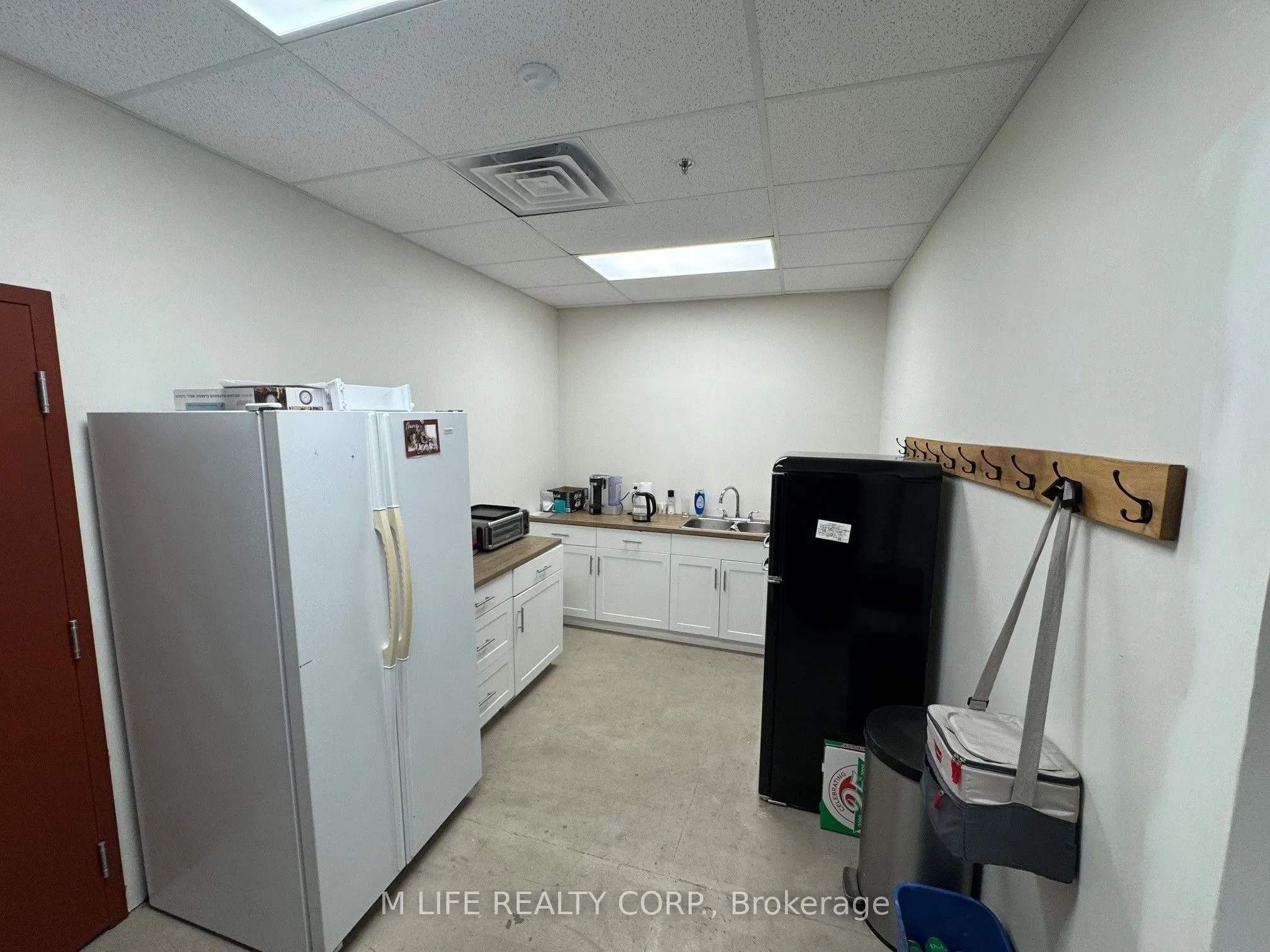 3250 Schmon Parkway, #6/7