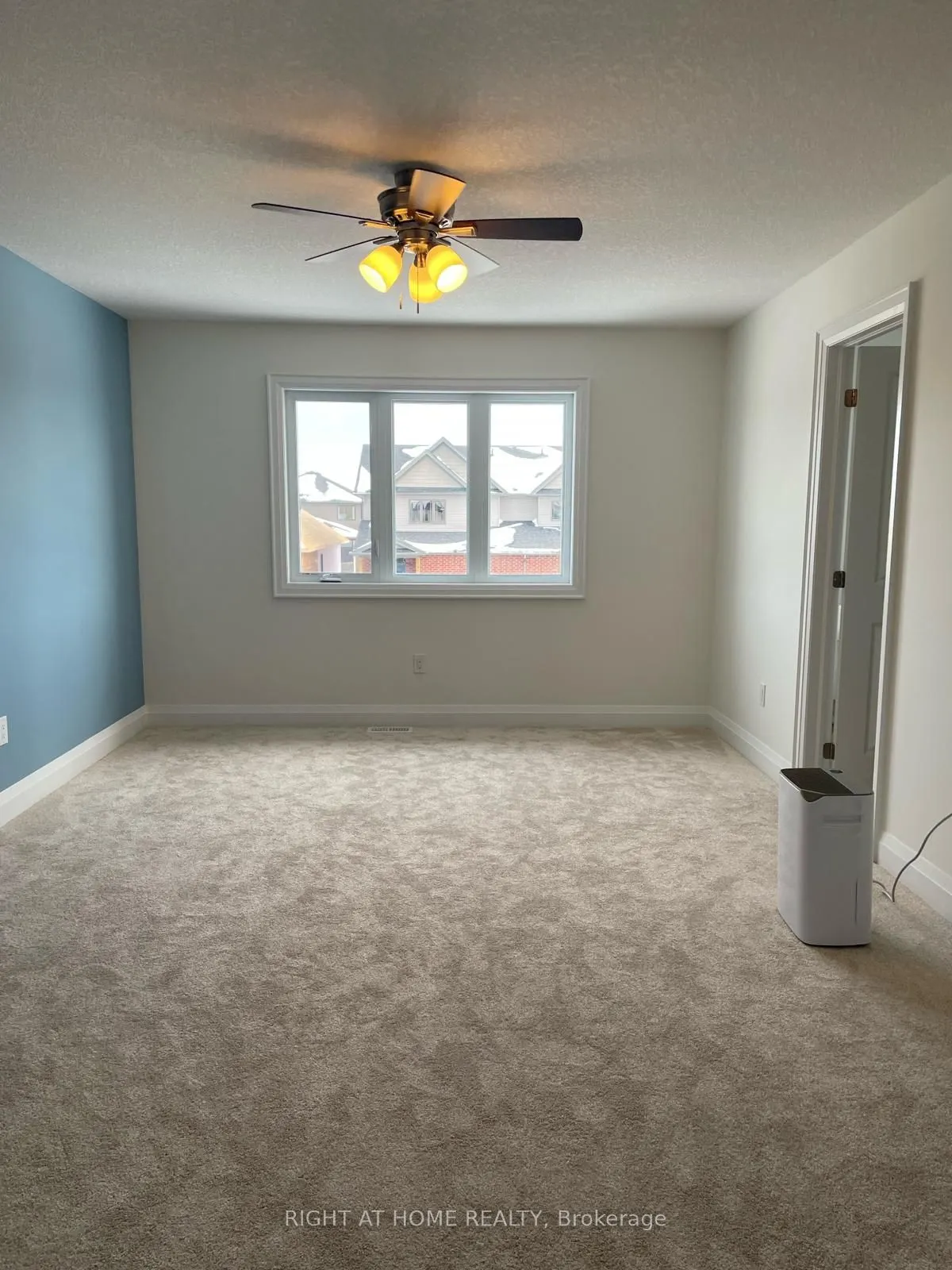 135 Woodberry Crescent
