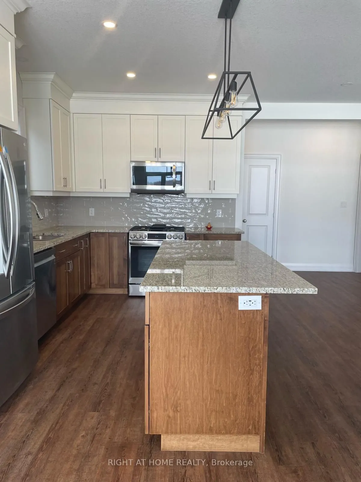 135 Woodberry Crescent