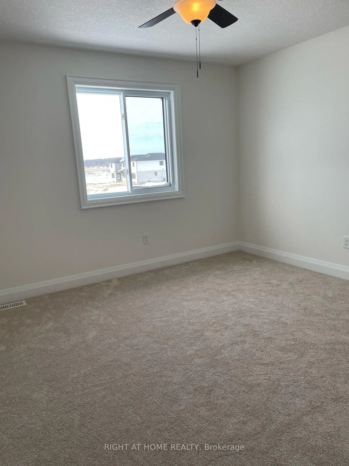 135 Woodberry Crescent